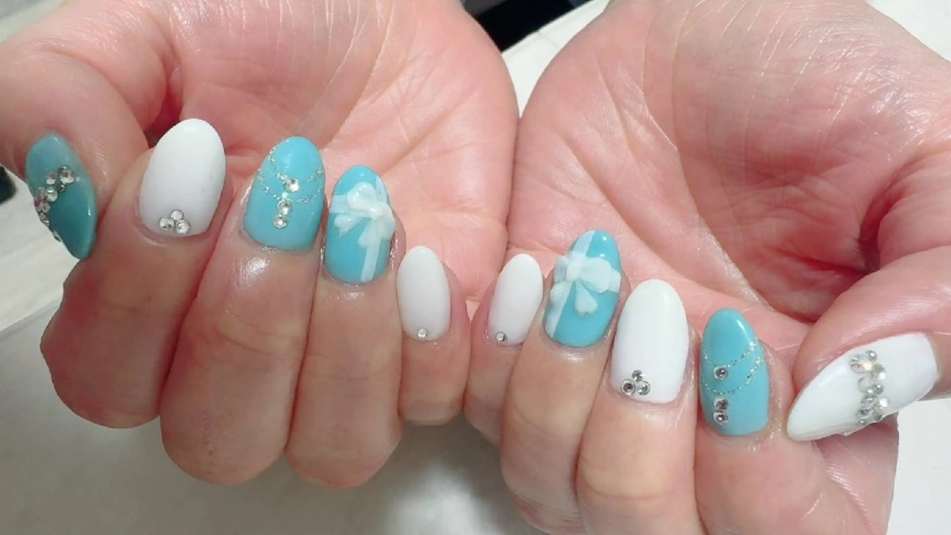 ネイル Fleur 【フルール】のネイルデザイン