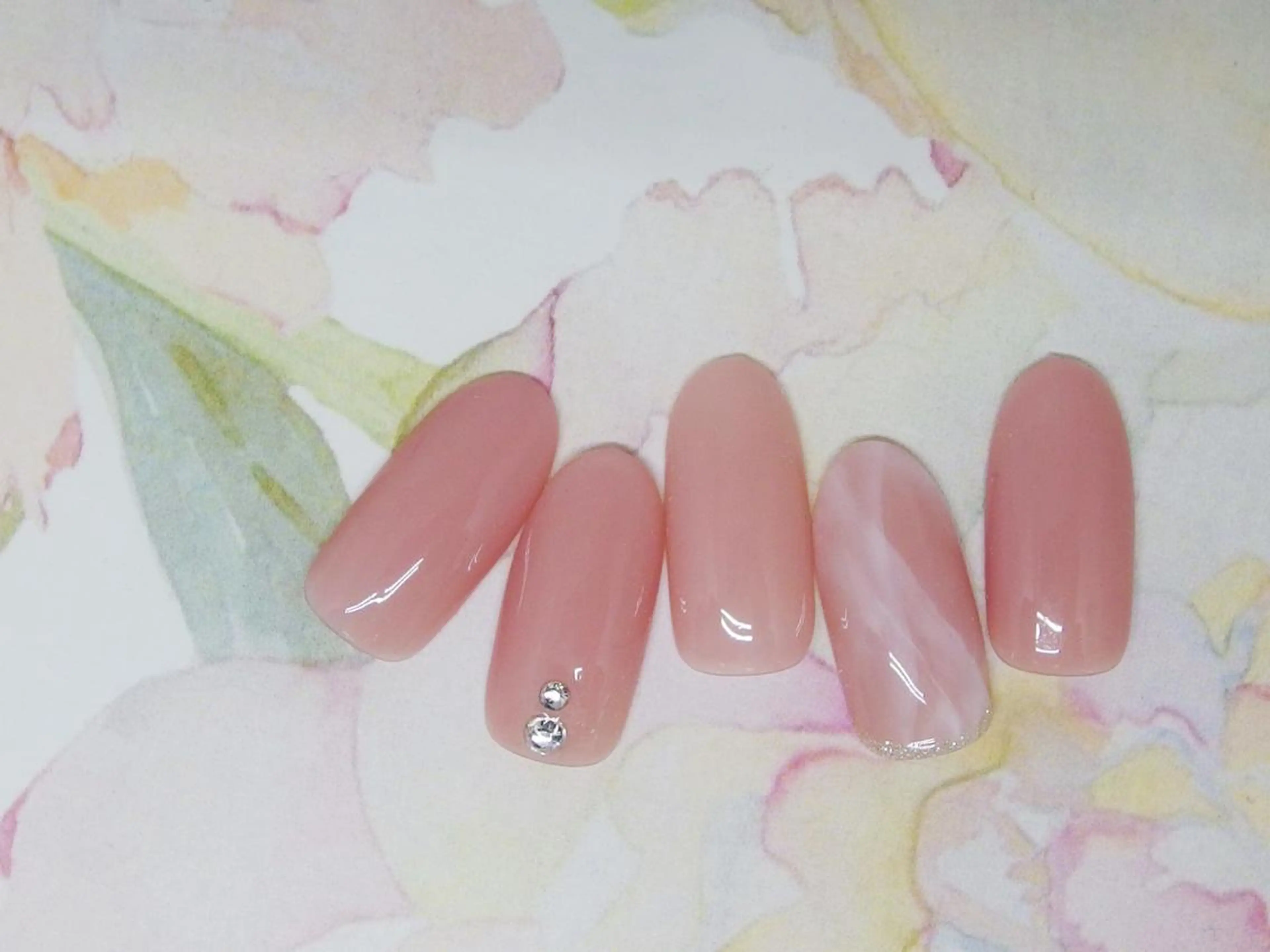 ネイル アートネイル ワンカラーネイル シンプルネイル ハンドネイル ティーエヌ 金山駅東口店のネイルデザイン