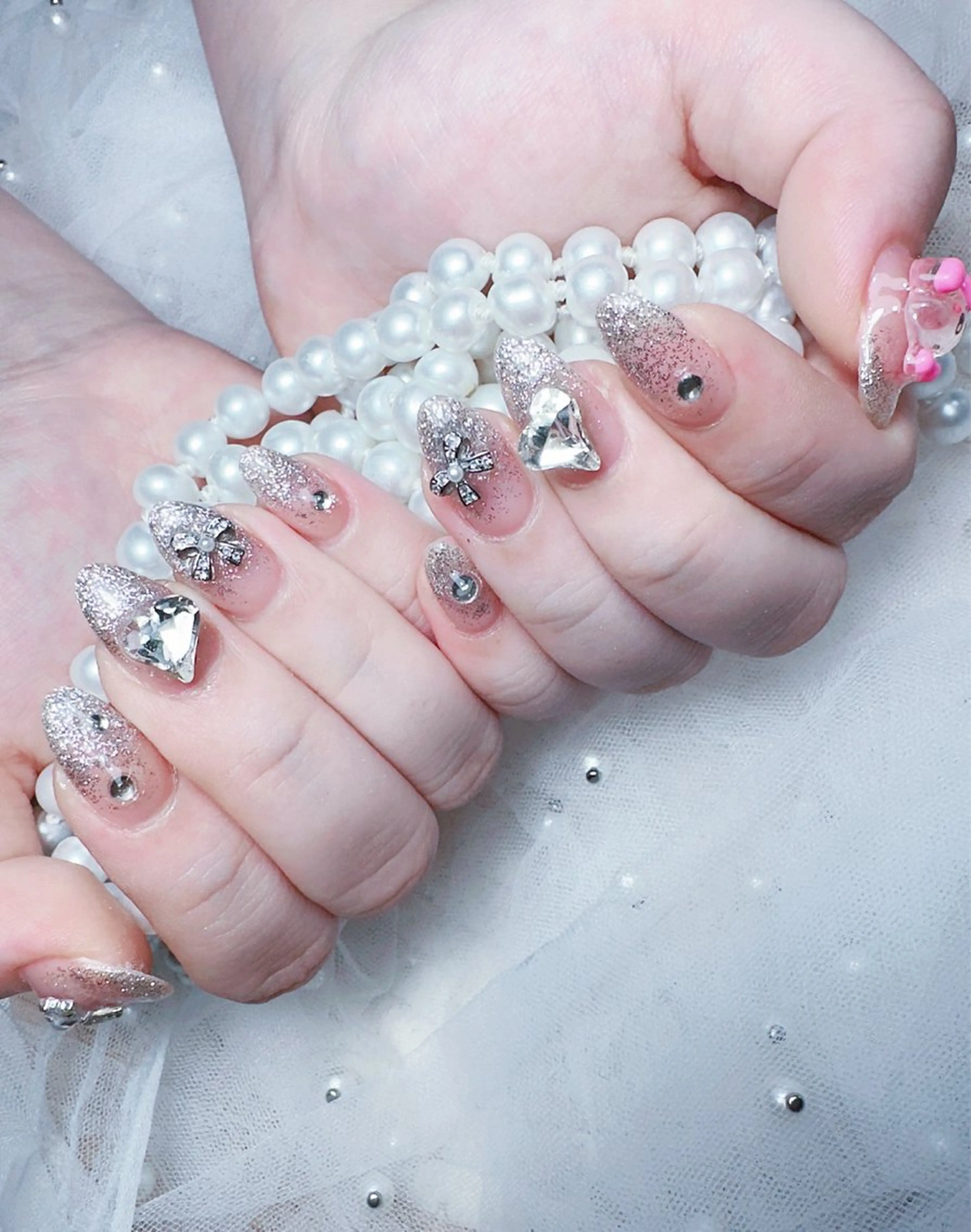 ネイル オーロラネイル フレンチネイル ジェルネイル ガラスフレンチ グラデーション ハンドネイル M🌷nail 長さだし専門店のネイルデザイン