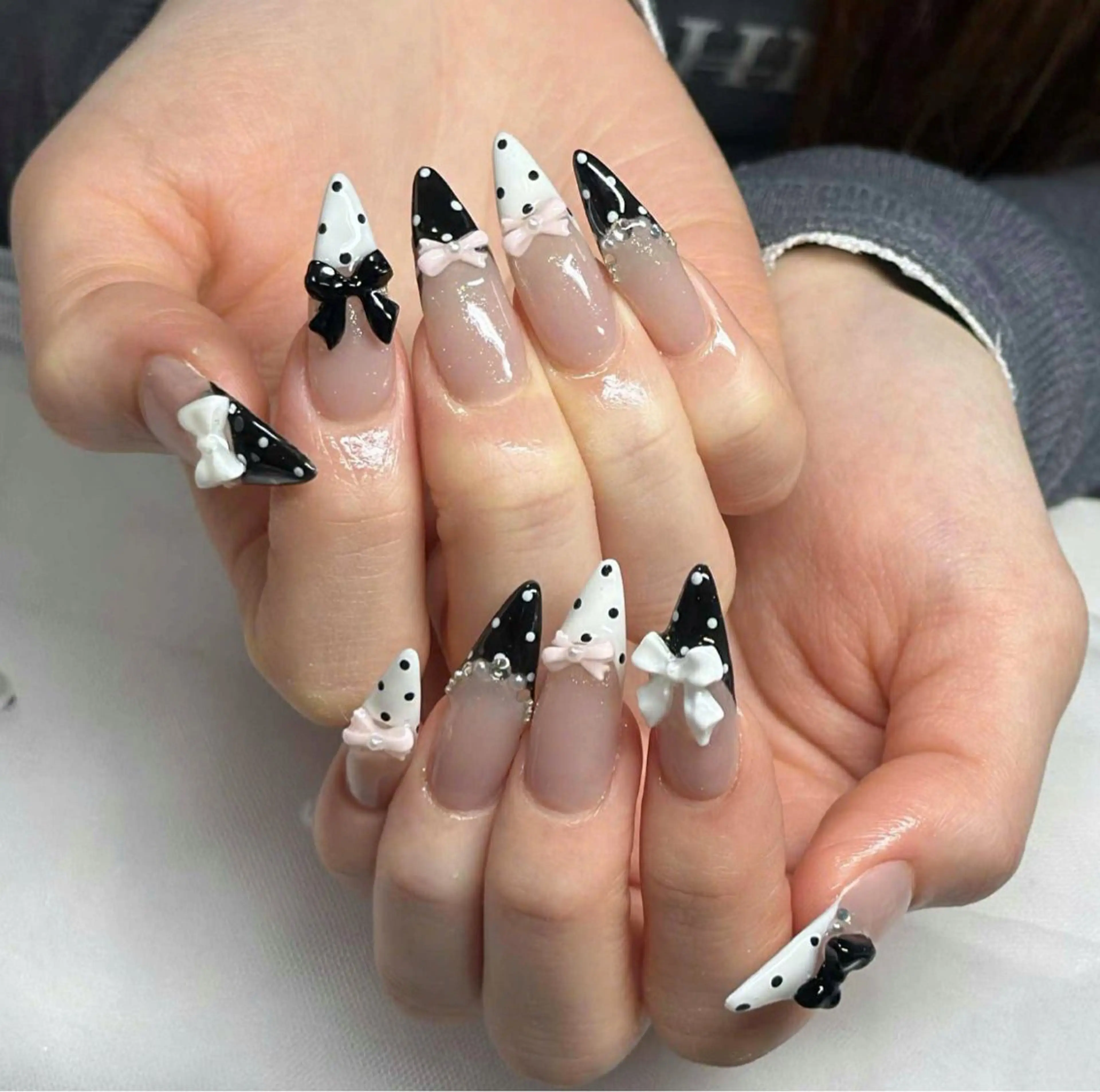 ネイル ハンドネイル Tini ANA.CHUOのネイルデザイン