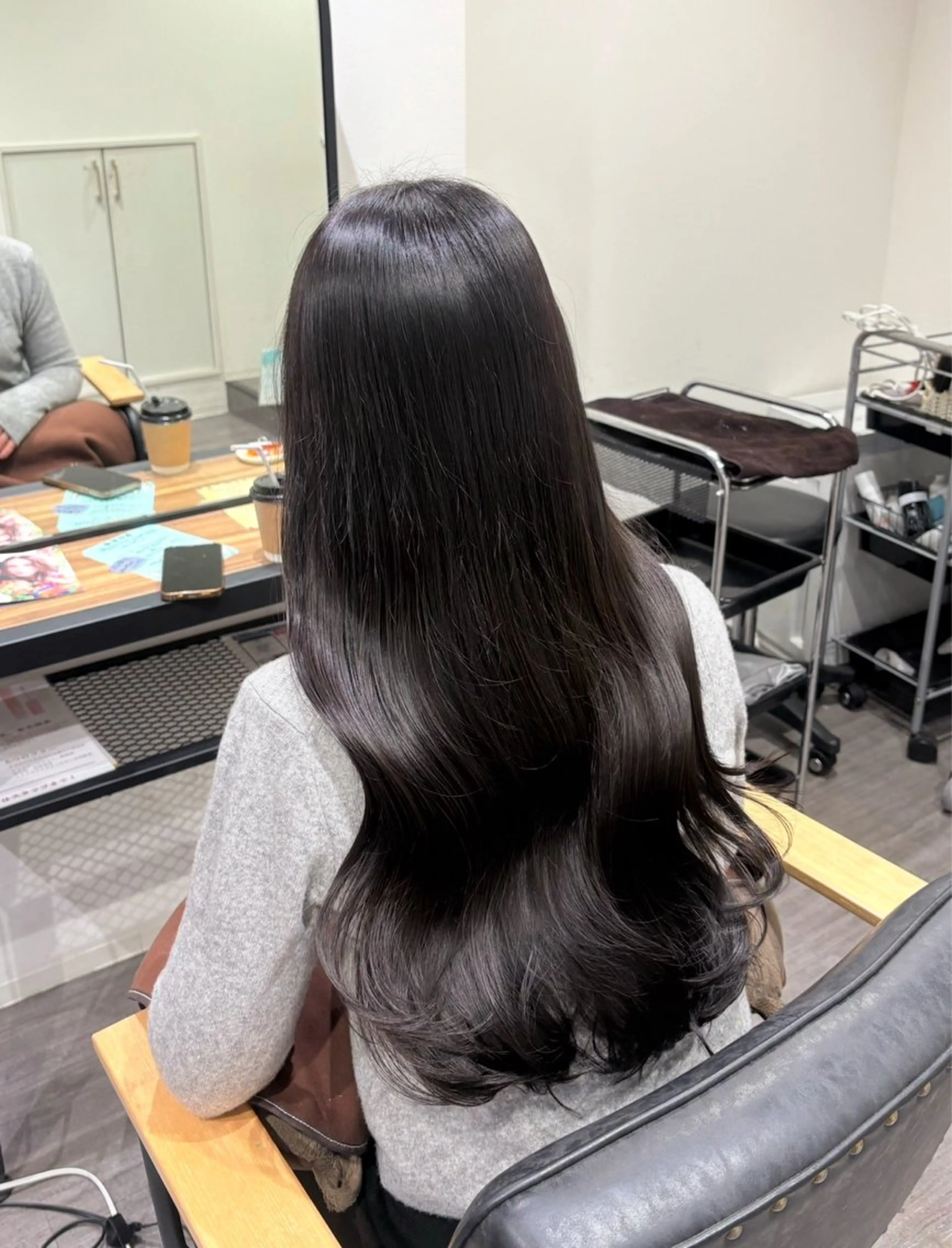 ロング カラー ダークグレー nijika/ カラーリスト🫧のヘアスタイル