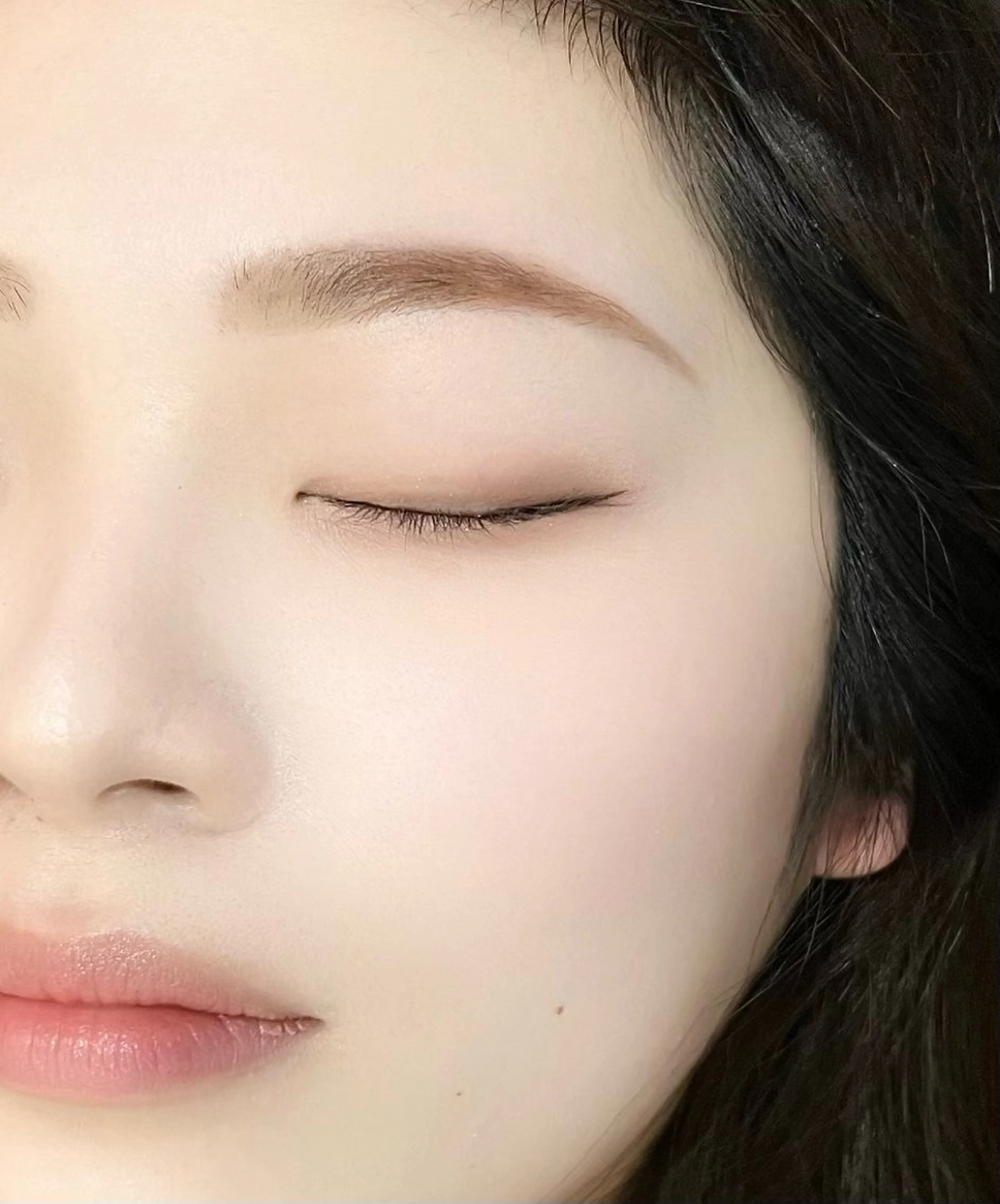 アイブロウ 瑞慶山 あんりの眉毛・アイブロウイメージ