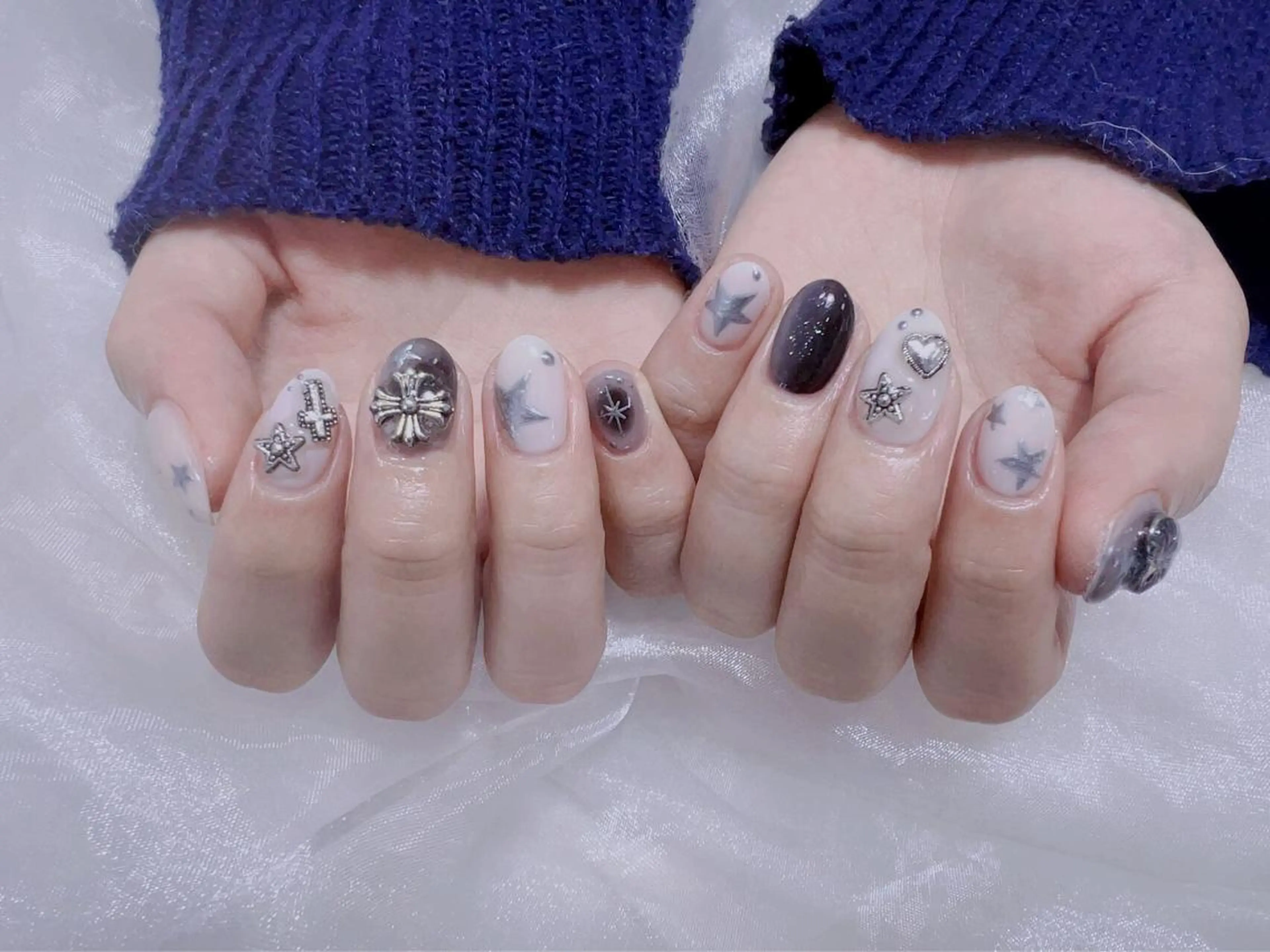 ネイル ハンドネイル VIVIAN リサのネイルデザイン