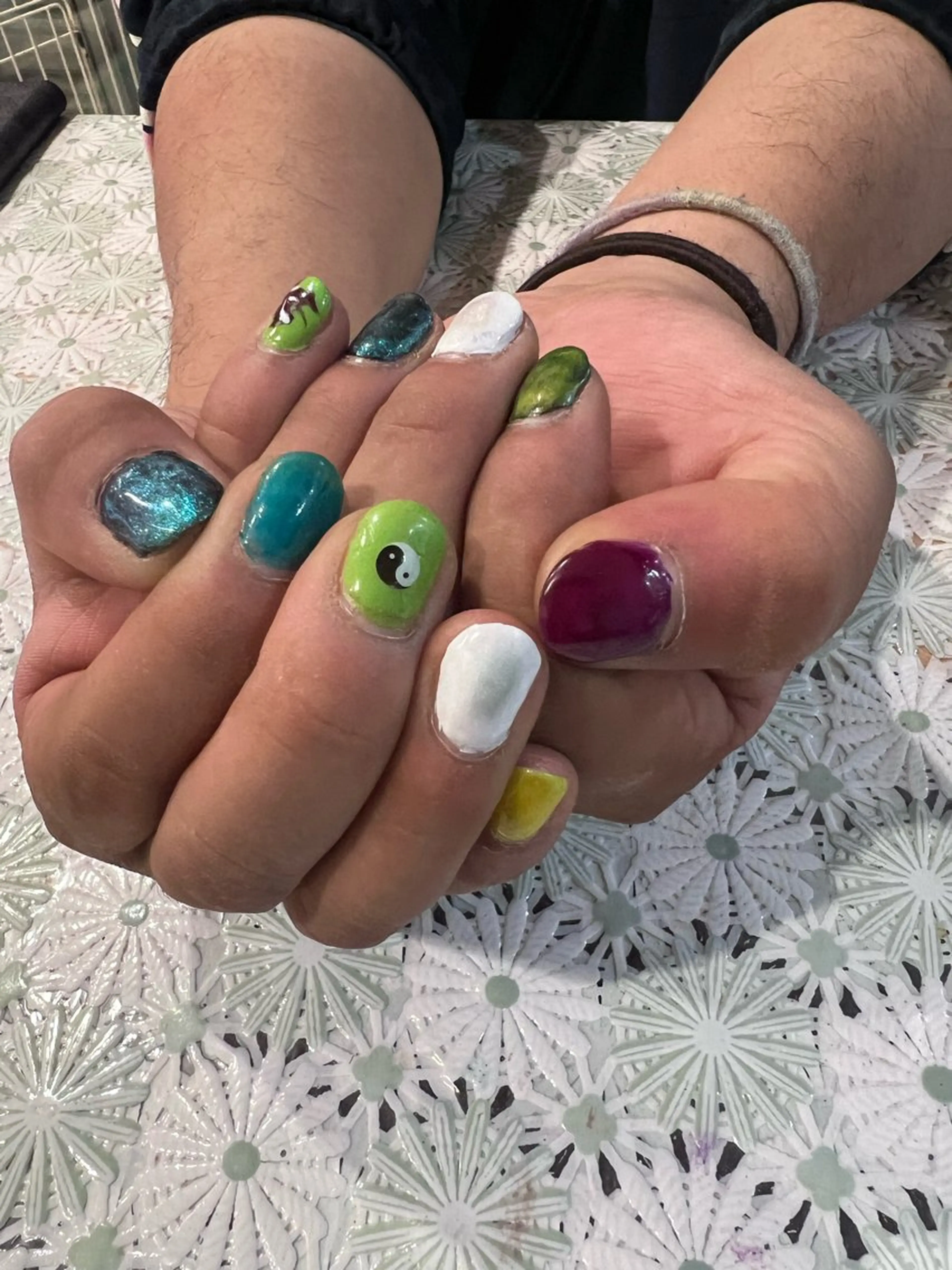 ネイル メンズネイル ハンドネイル フットネイル ビューティサロン 月麗(ルナ)のヘアスタイル