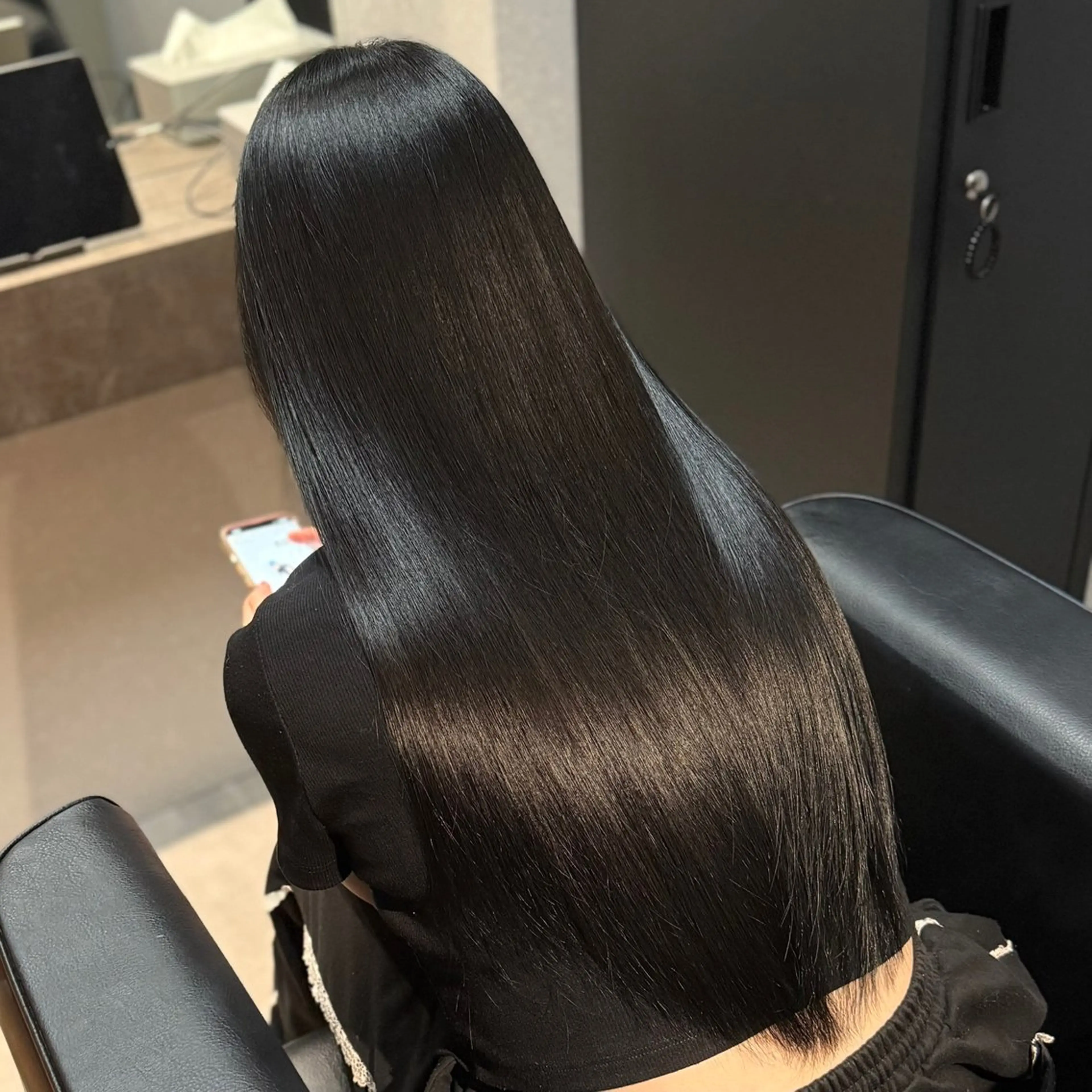 ロング カラー 黒髪 透明感カラー グレージュ オリーブカラー 髪質改善 ヘアカラー トリートメント 髪質改善Ⅰ透明感 艶カラーⅠたつやのヘアスタイル