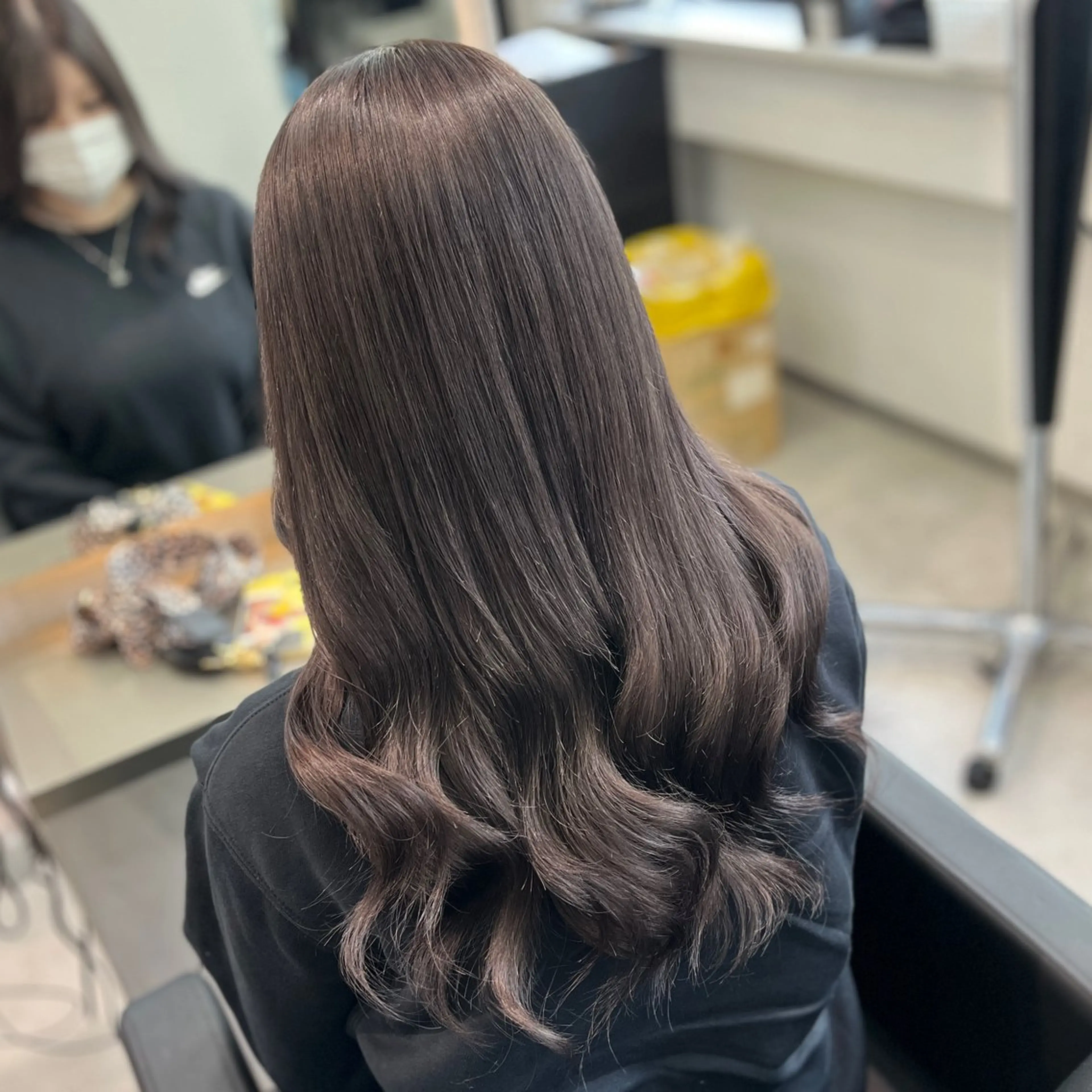 カラー ブリーチ 透明感カラー ダークグレー ダークグレージュ グレージュ ヘアカラー MOMOKA /　Lapis今泉店のヘアスタイル