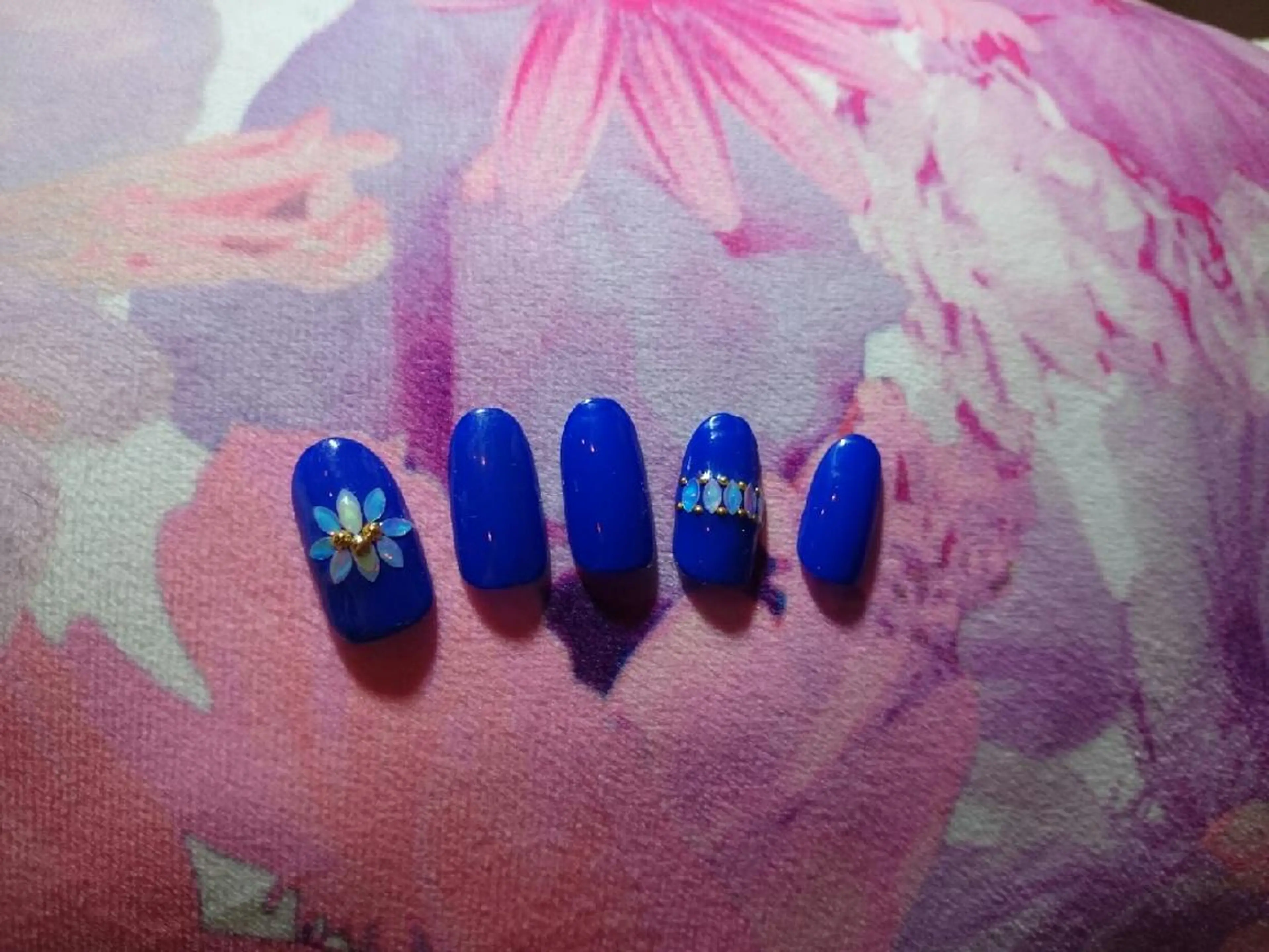 ネイル JEWEL nailのネイルデザイン