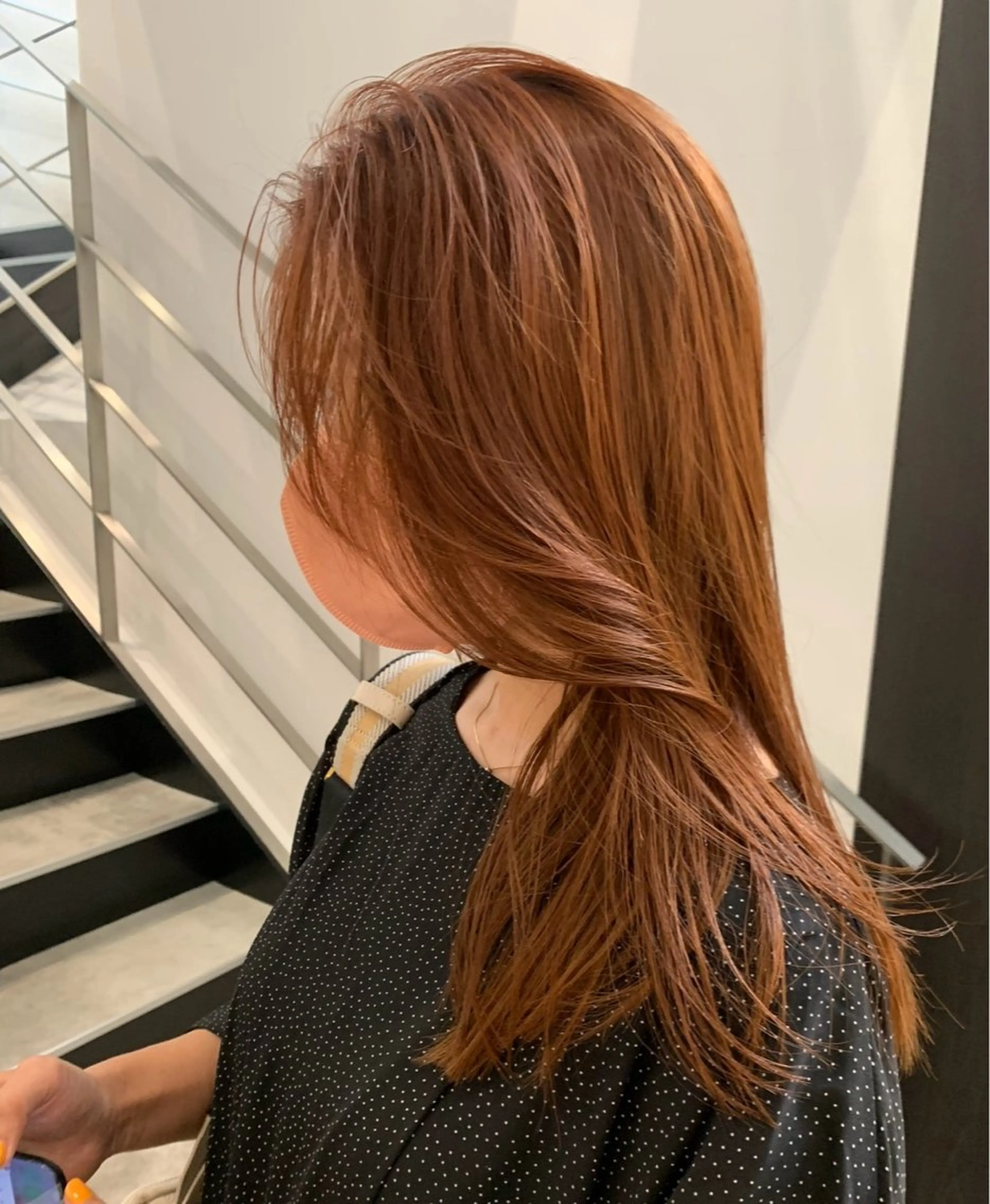 セミロング miu （ミユ）のヘアスタイル