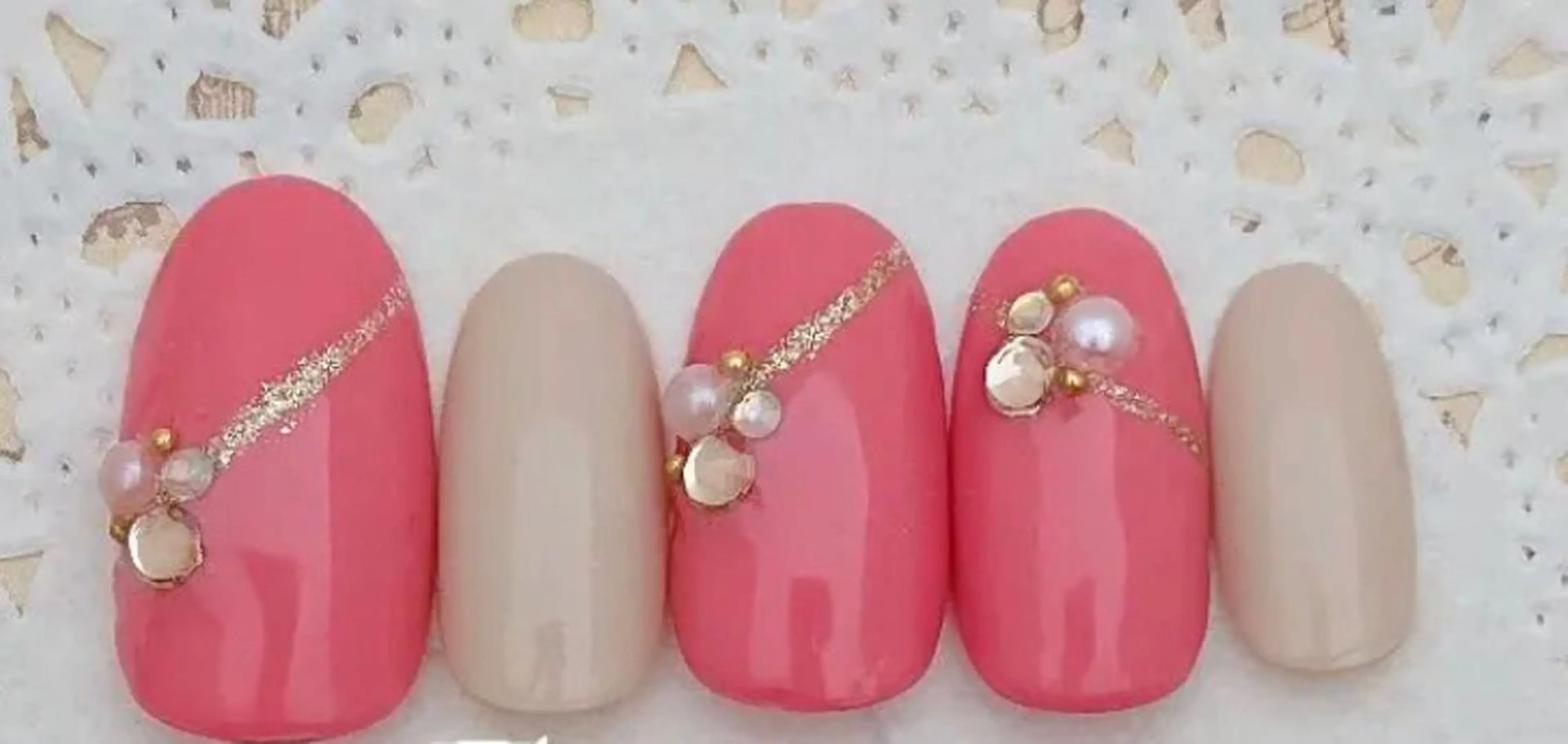 ネイル ハンドネイル ゲン レイカのネイルデザイン