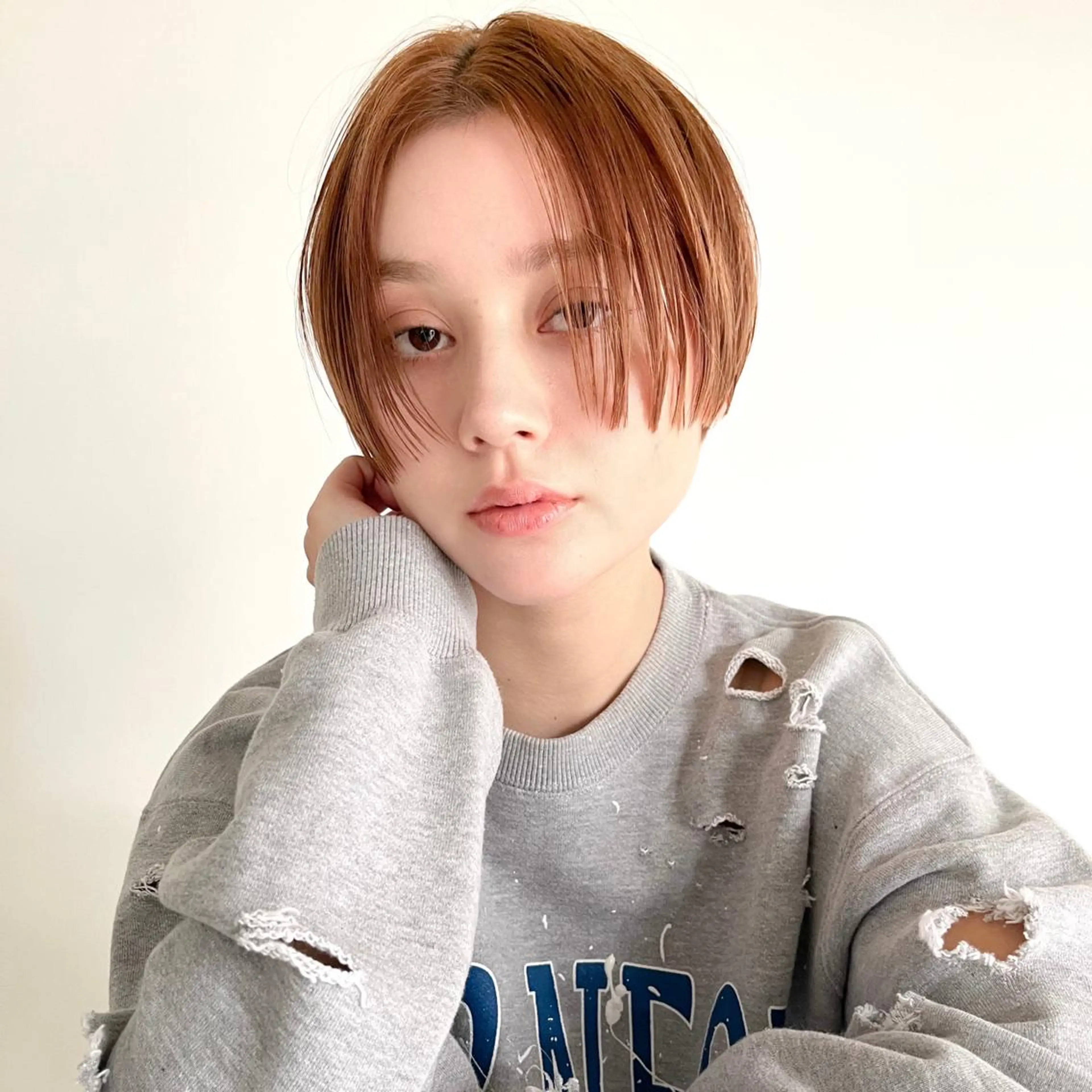 ショート カラー ハンサムショート ベージュカラー 外国人風カラー ショートヘア Memories 銀座のヘアスタイル