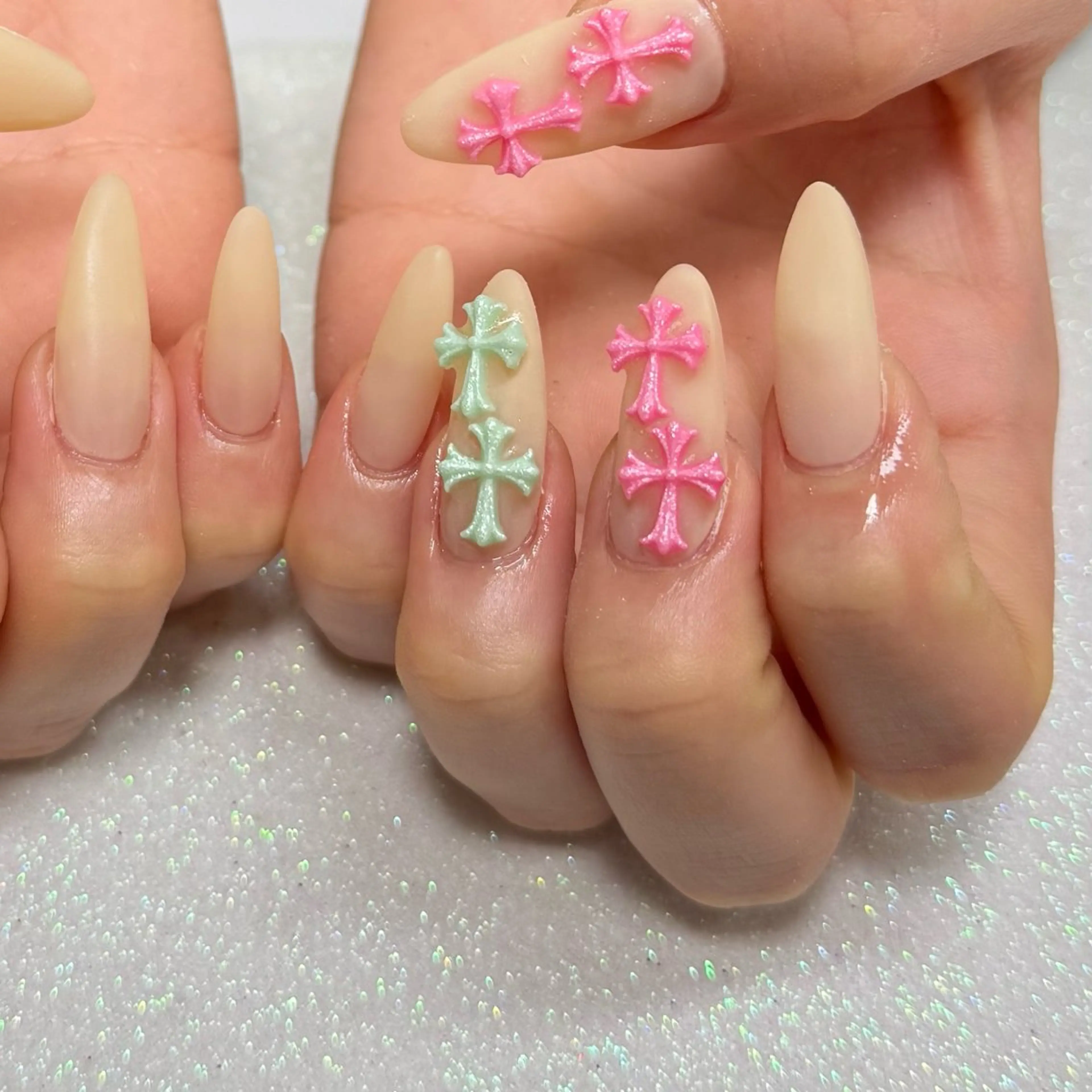 ネイル ハンドネイル VIERU 🌈🎀💖のネイルデザイン