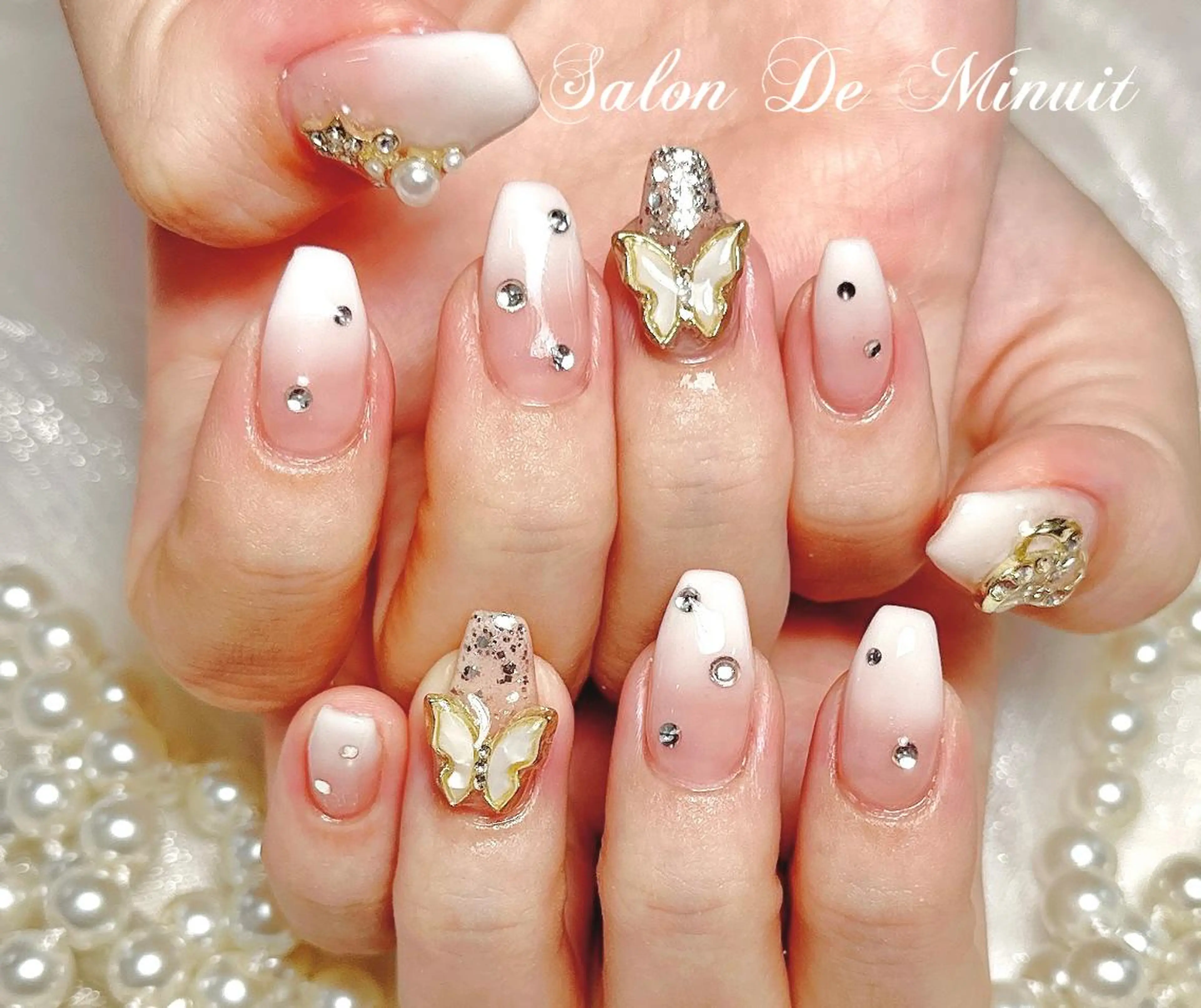 ネイル ハンドネイル ハンドケア Momo 🤍のネイルデザイン