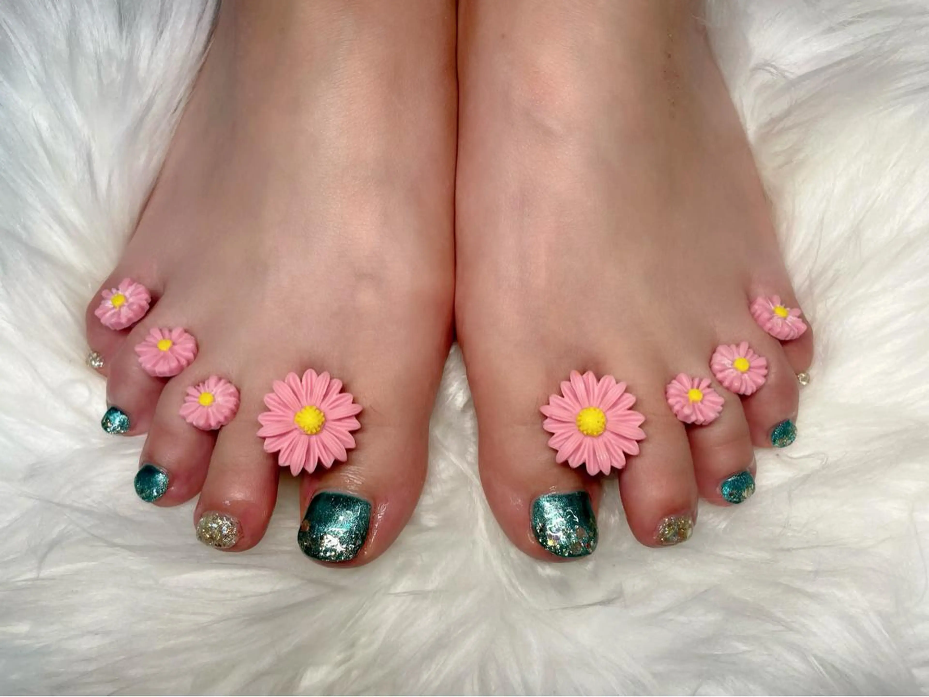 ネイル フットネイル ネイル・エステサロンUILANI所属・ネイル・エステサロン UILANIのネイルデザイン