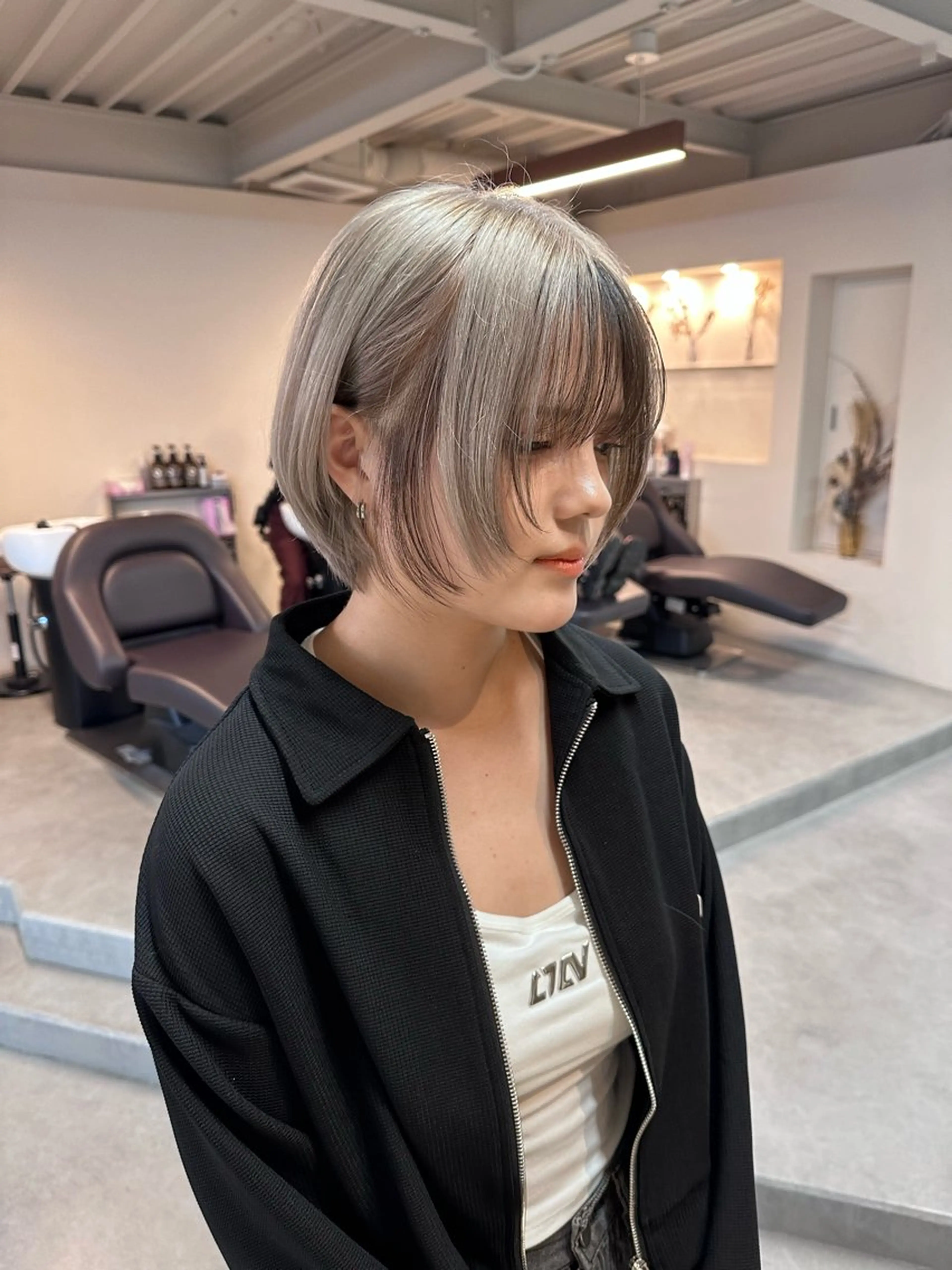 ショート カラー ハイトーン×似合わせ 🌱中川慎之介のヘアスタイル