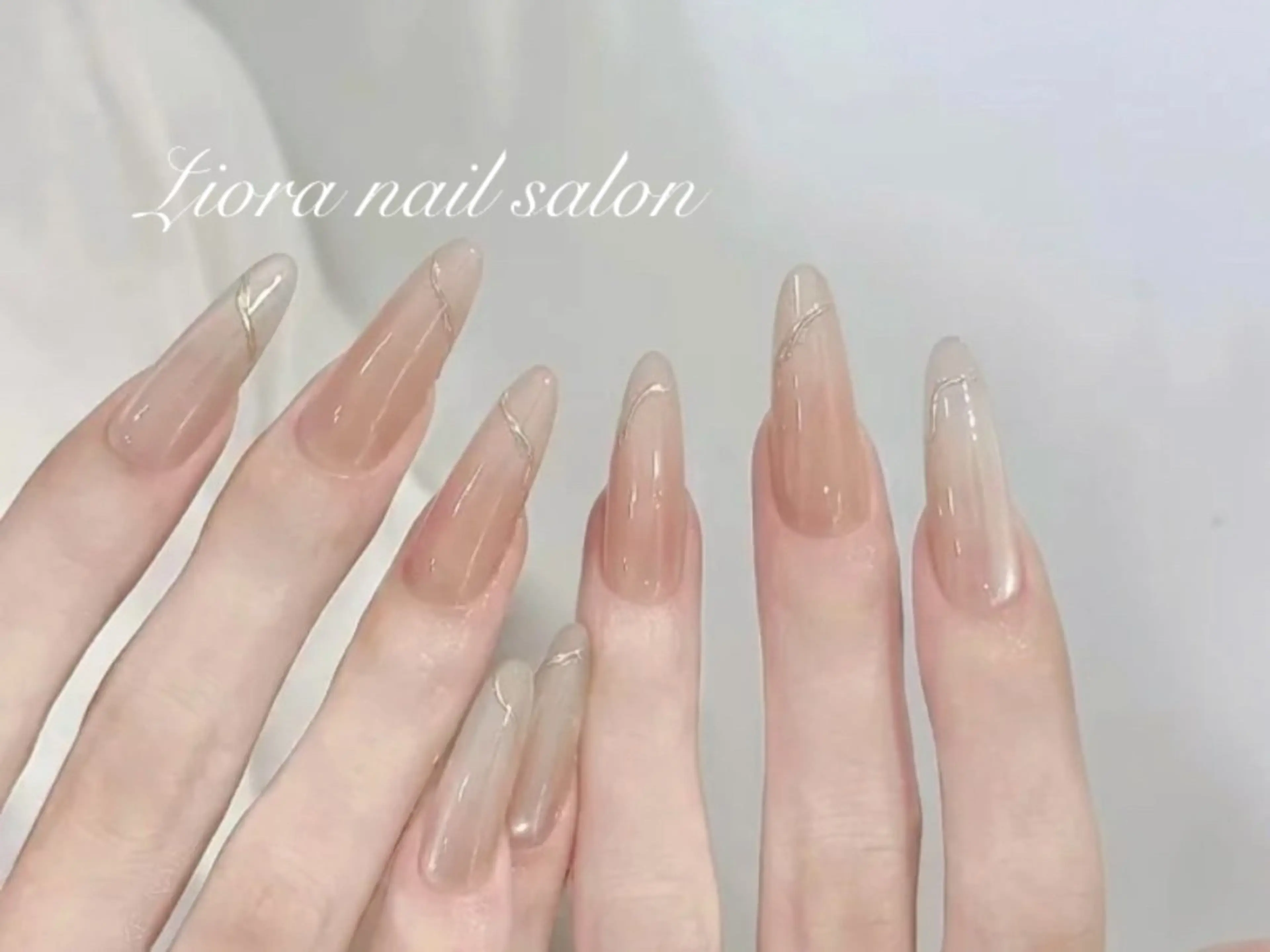 ネイル フレンチネイル ジェルネイル ガーリー グラデーション キラキラネイル ハンドネイル Liora nail スカルプ専門店のネイルデザイン