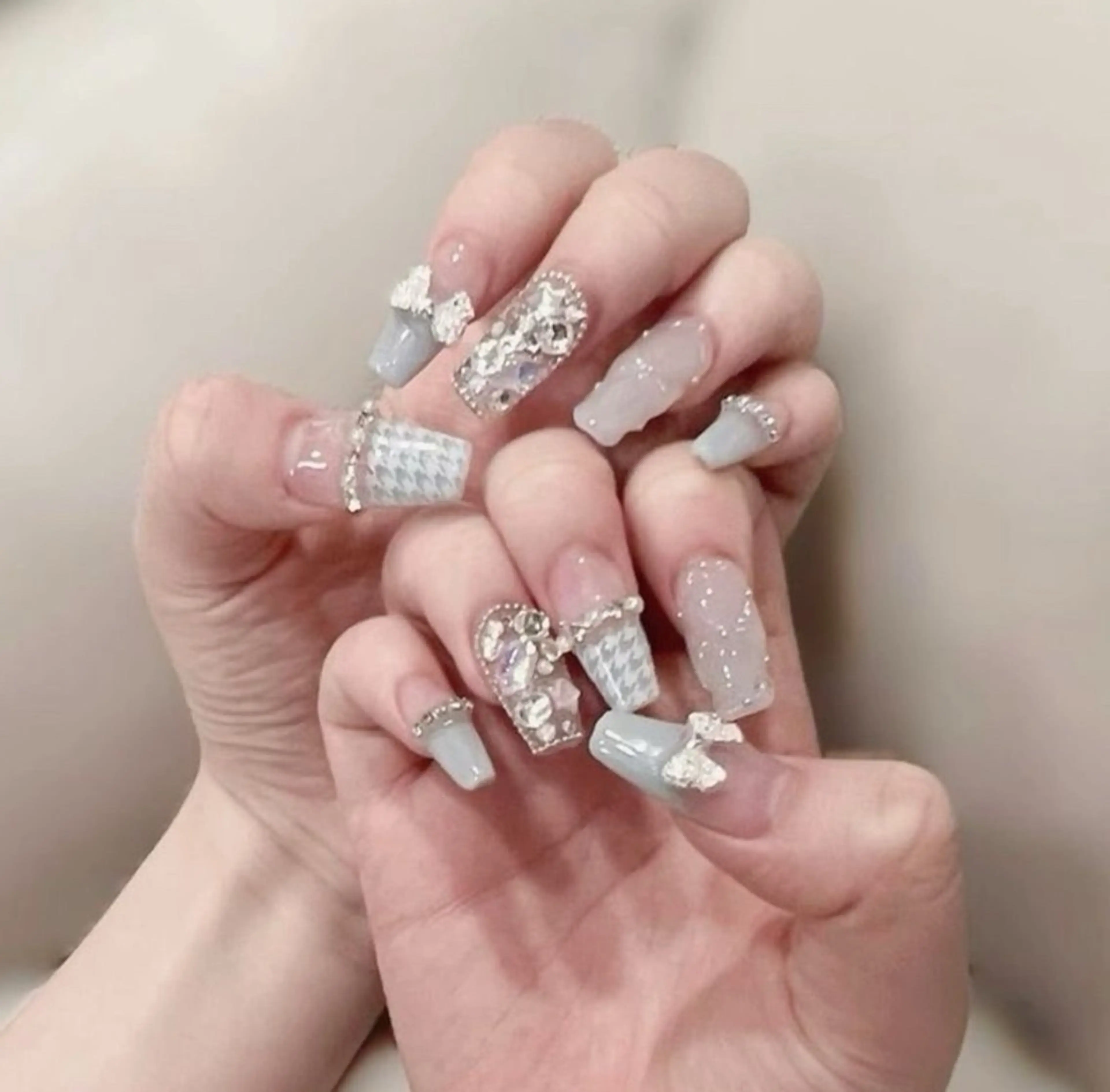 ネイル ハンドネイル ゆりか スカルプ専門店のネイルデザイン