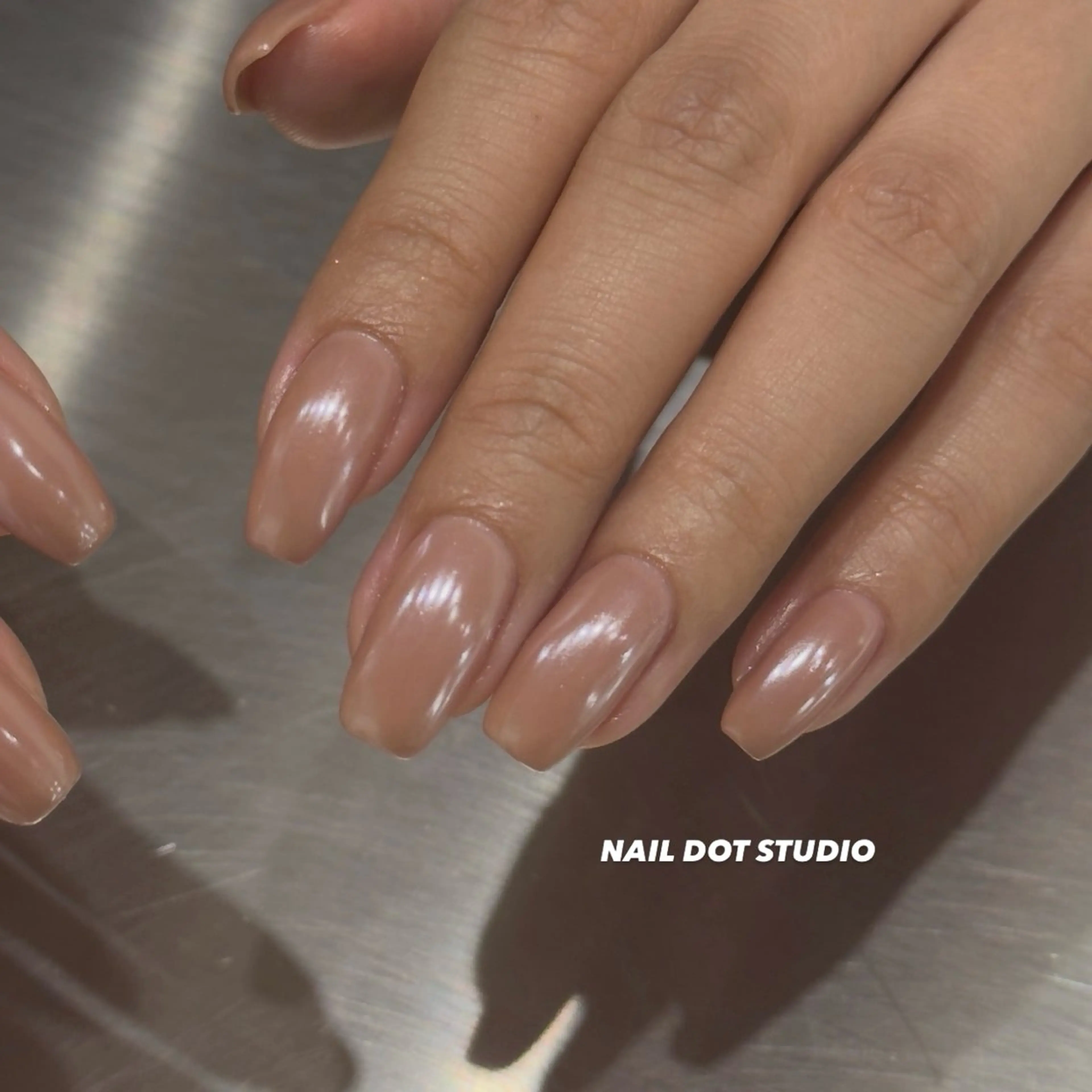 ネイル ハンドネイル NAILDOTSTU DIO SEINAのネイルデザイン