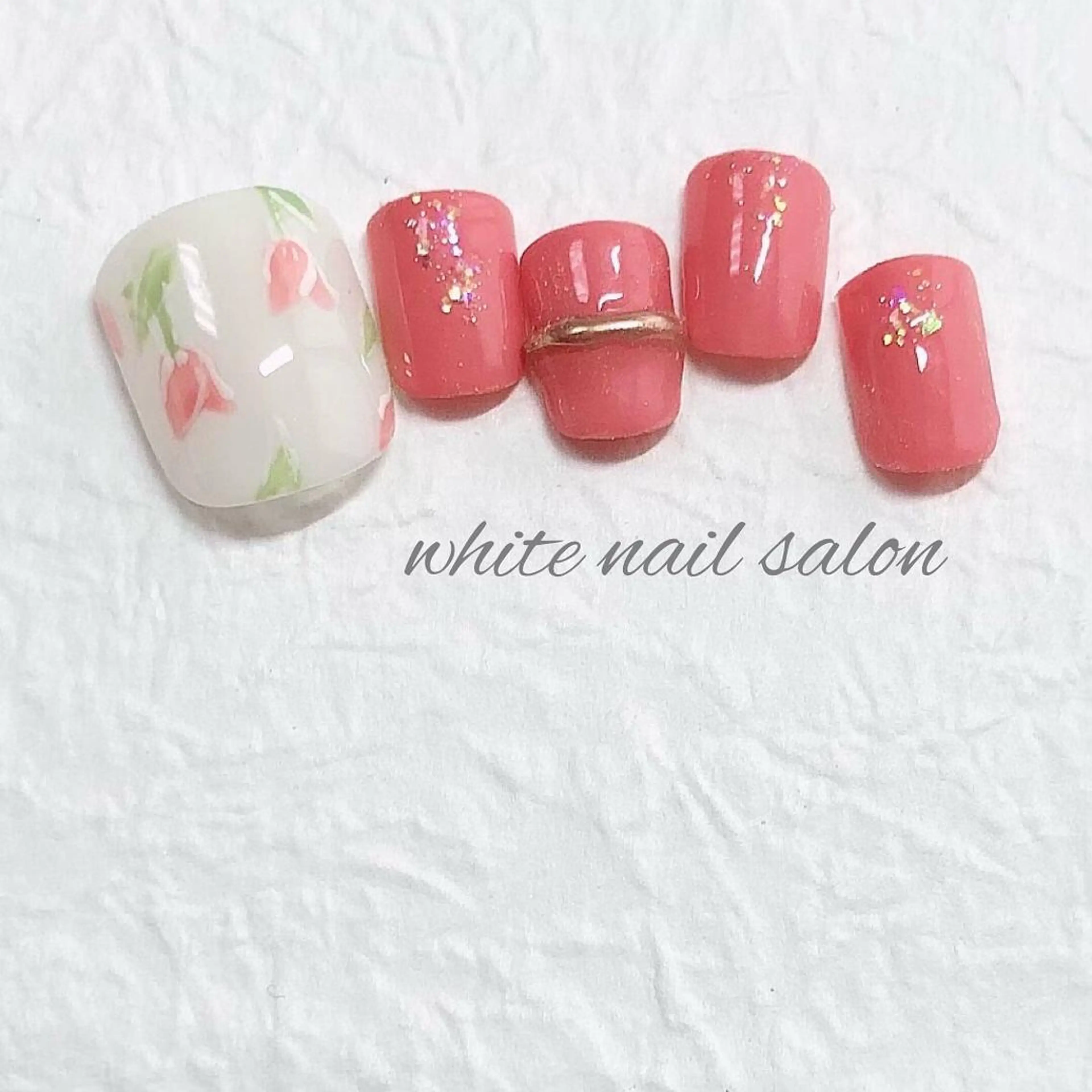 ネイル ジェルネイル ハードジェル 持ち込み ソフトジェル フットネイル white nail salonのネイルデザイン