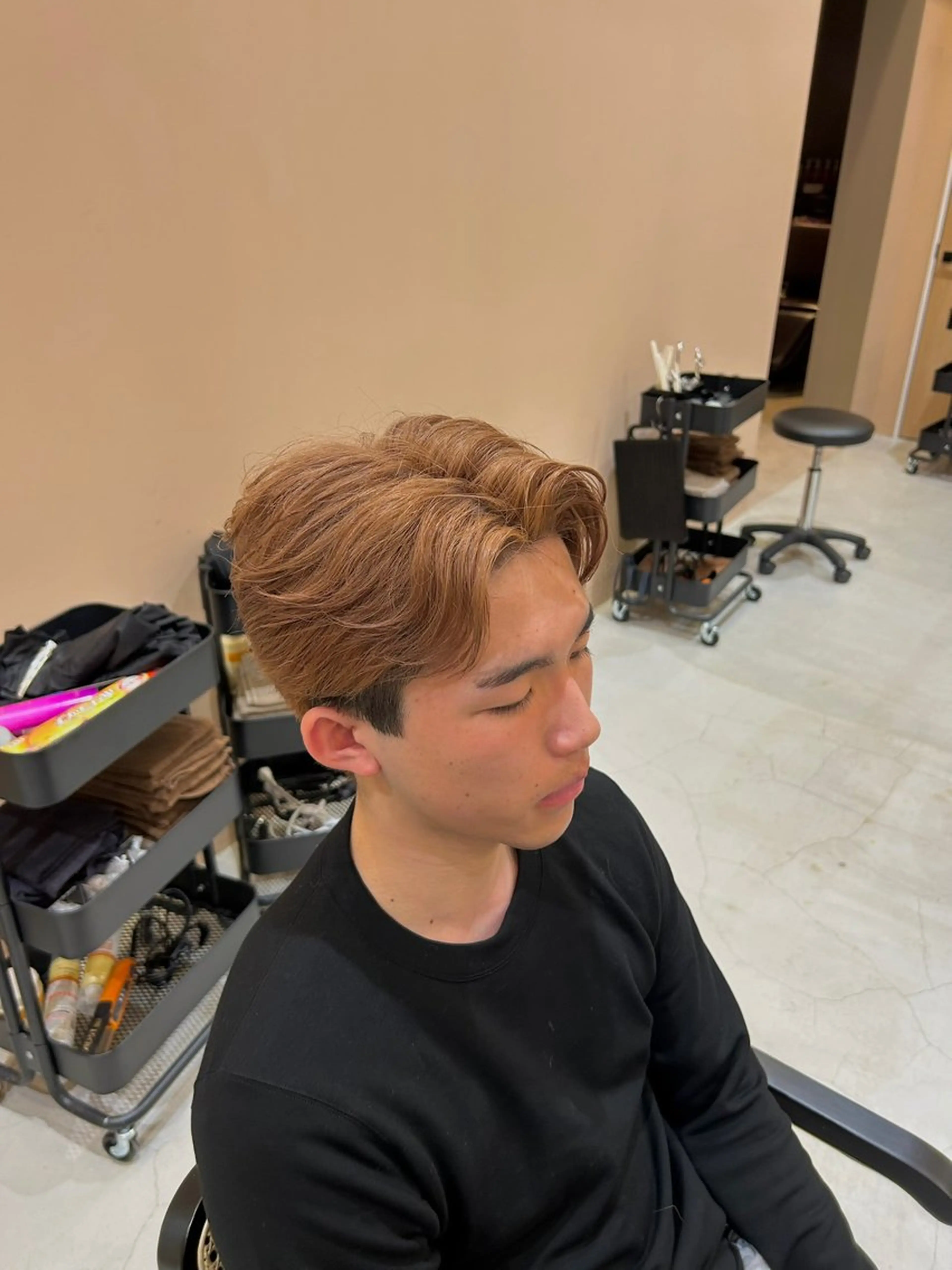 メンズ メンズブリーチ gigi- 榎本  龍成のヘアスタイル