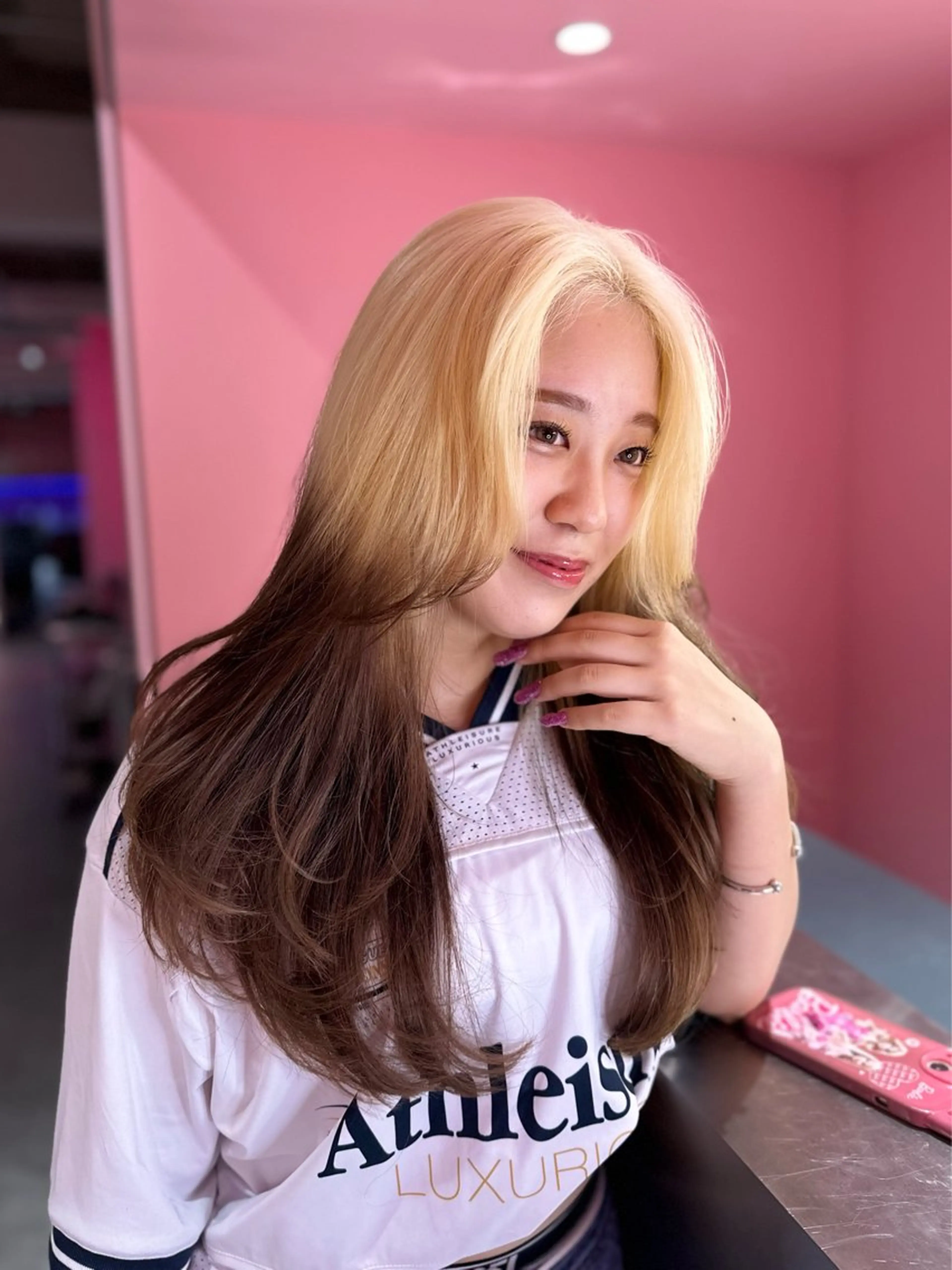 ロング ブリーチカラー /MAHIROのヘアスタイル