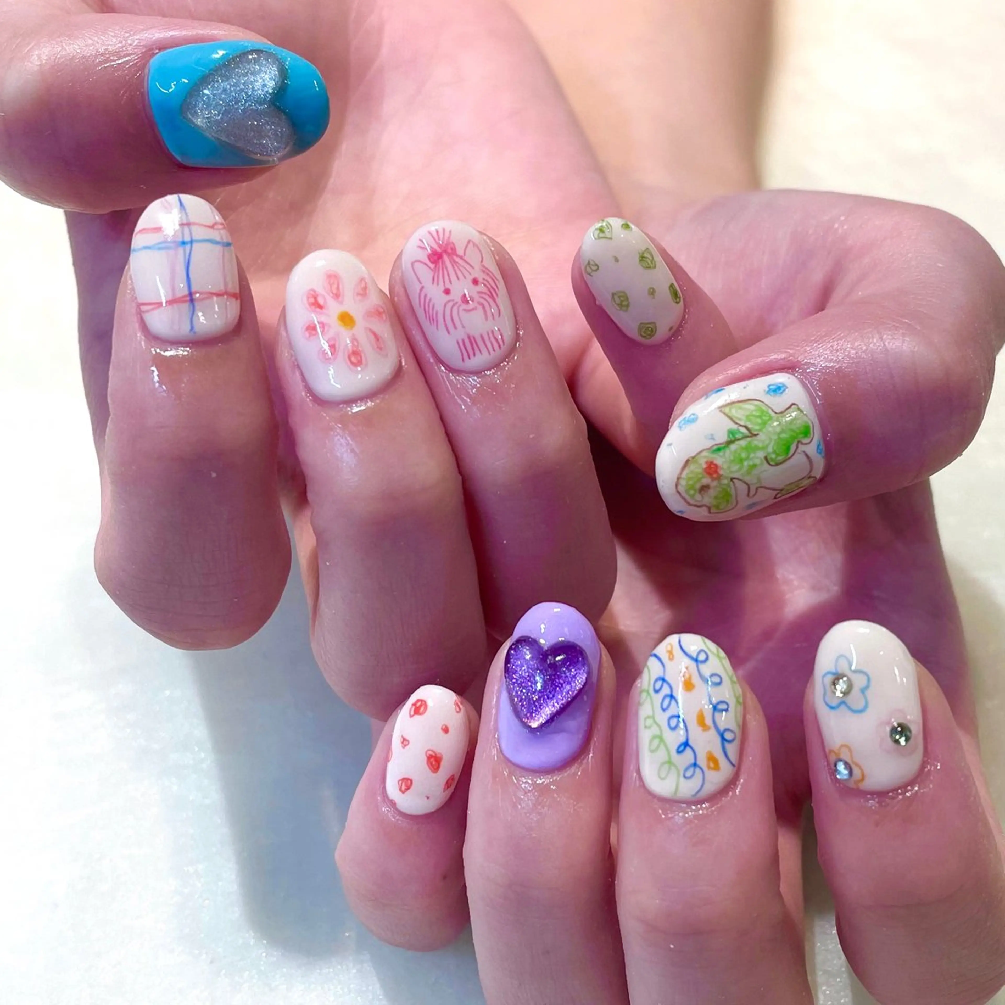 ネイル ハンドネイル 新井 ひなののネイルデザイン