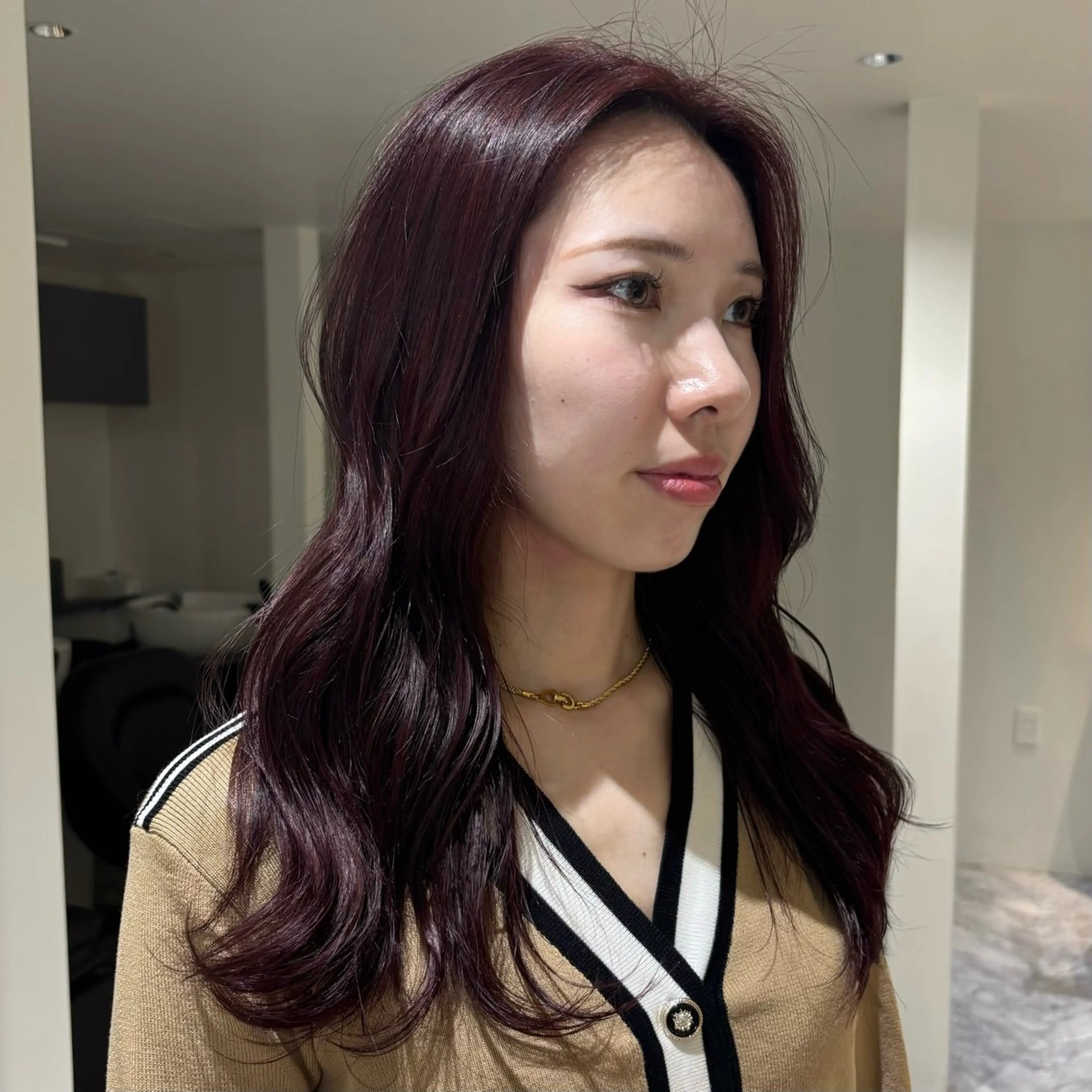 ロング ヘアカラー トリートメント 盛れる透明感カラー・ momokaのヘアスタイル