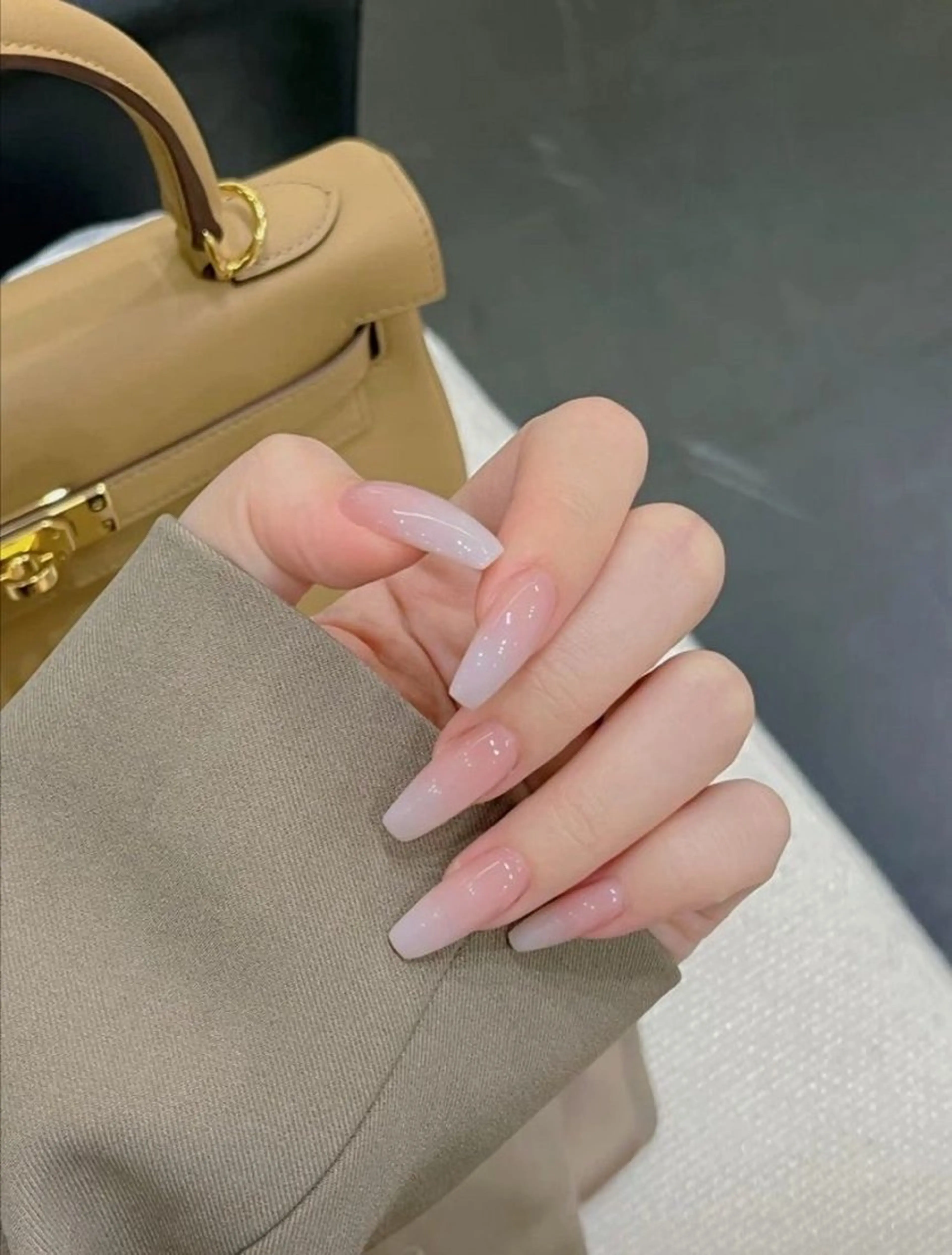 ネイル キラキラネイル 韓国ネイル シンプルネイル ワンホンネイル ハンドネイル MEI Nailのネイルデザイン