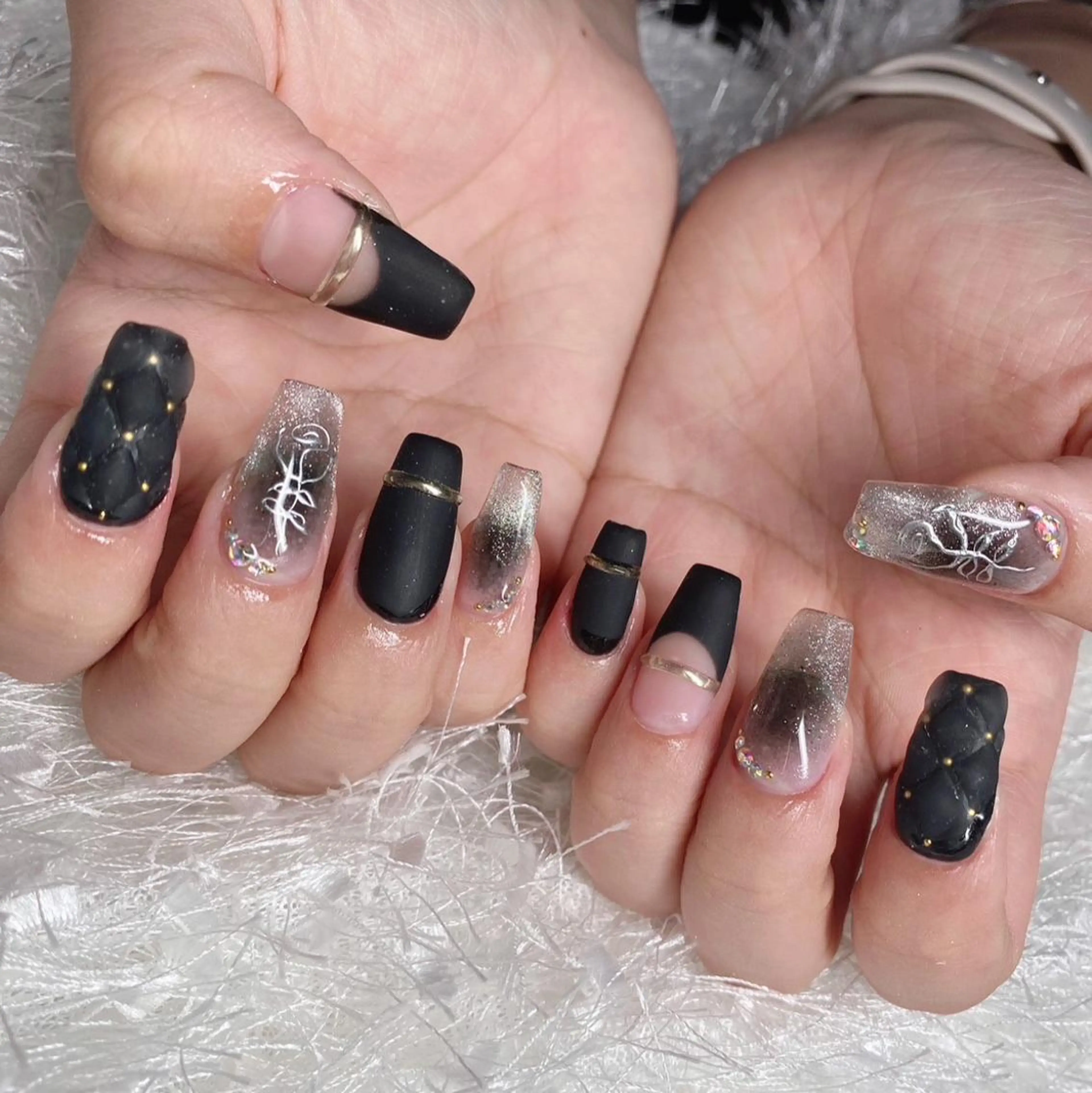 ネイル 長さ出し フレンチネイル ジェルネイル グラデーション 韓国ネイル ハンドネイル Nail&eye Belire 新宿のネイルデザイン