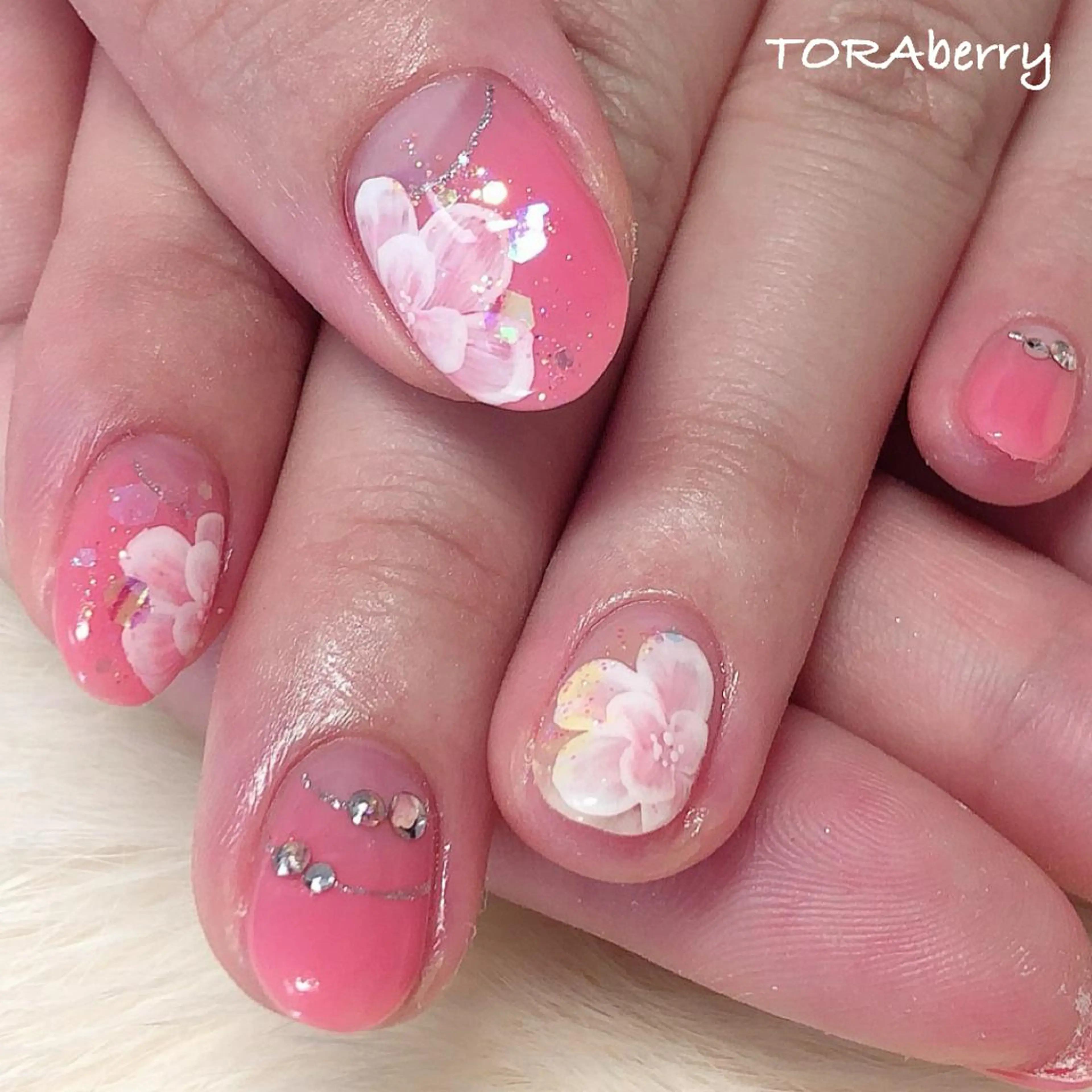 ネイル ハンドネイル ネイリスト なつみのネイルデザイン