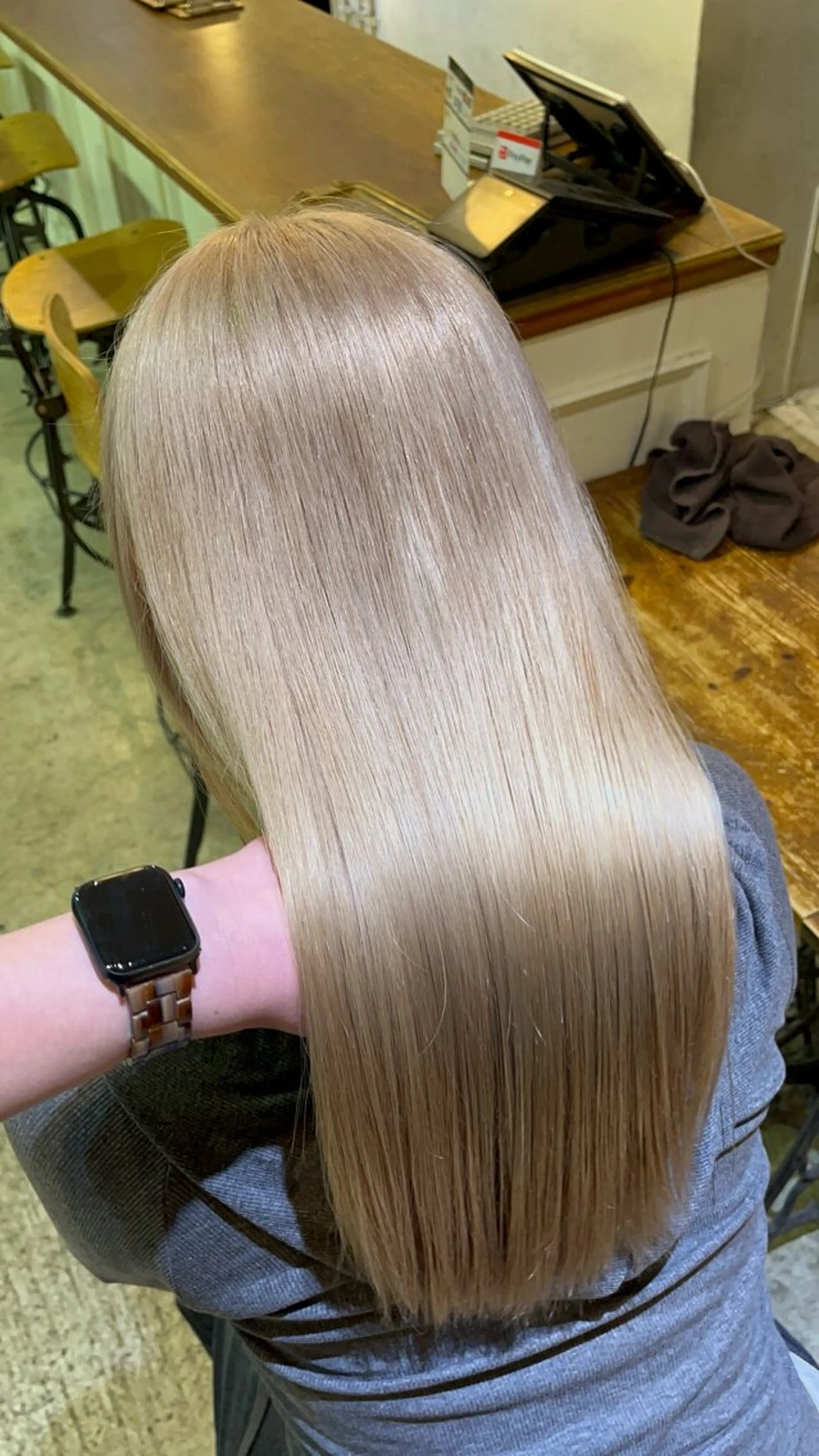 ミディアム カラー ヘアアレンジ ヘアカラー トリートメント 菅宮 皐のヘアスタイル