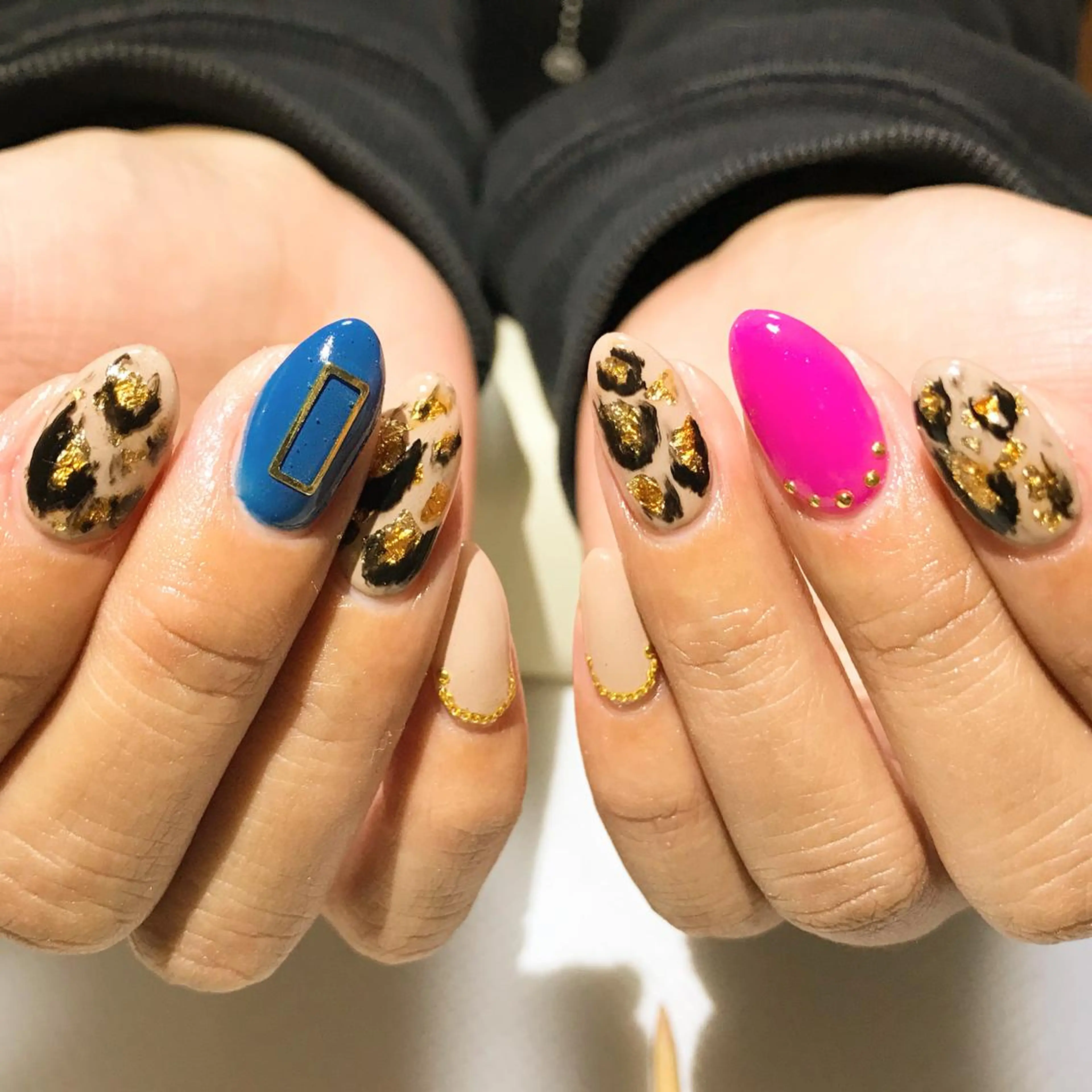 ネイル アニマル柄 フットネイル シンプルネイル 春ネイル ホワイト nail fufla ♡yamane♡のネイルデザイン