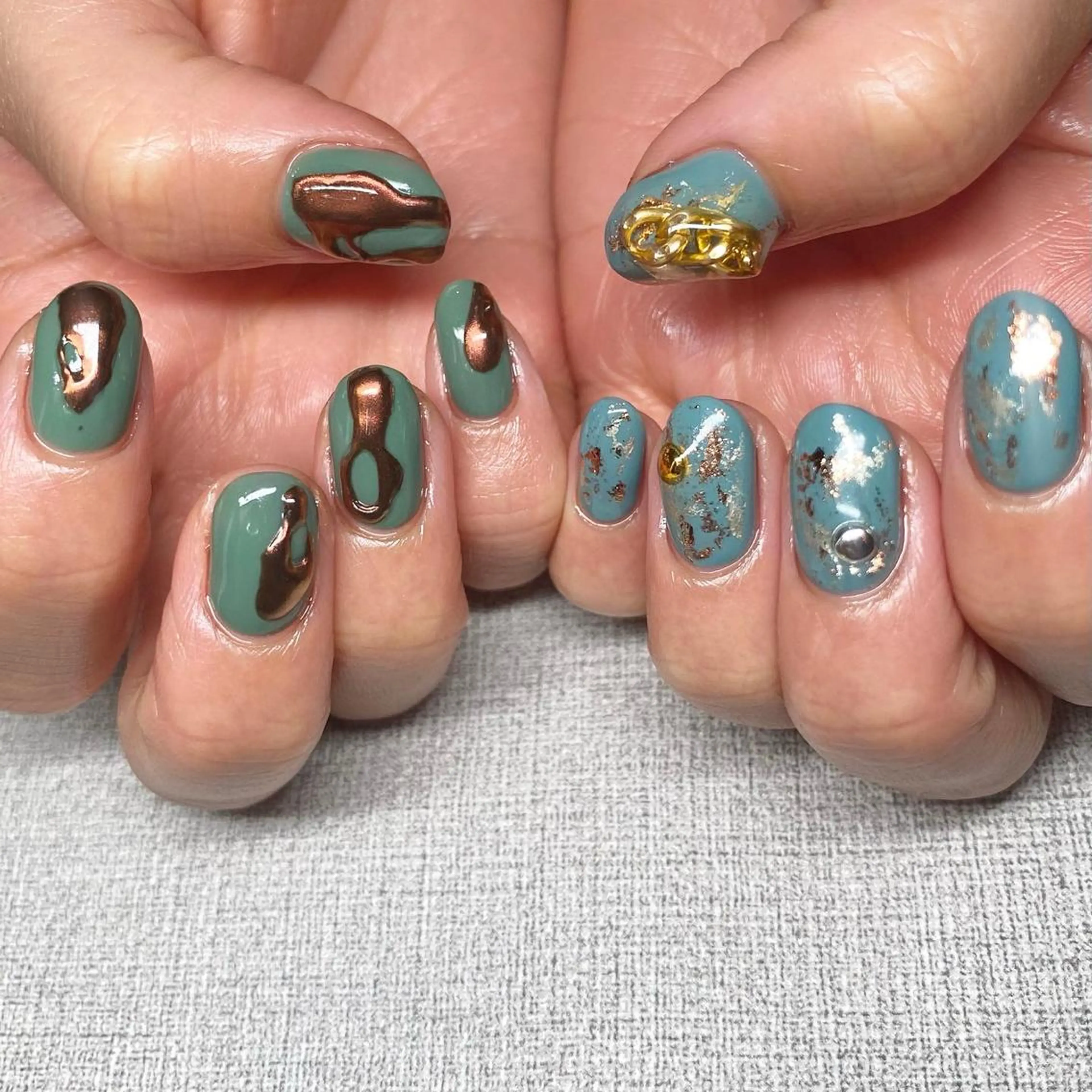 ネイル アートネイル ニュアンスネイル 冬ネイル ハンドネイル 山田 貴子のネイルデザイン