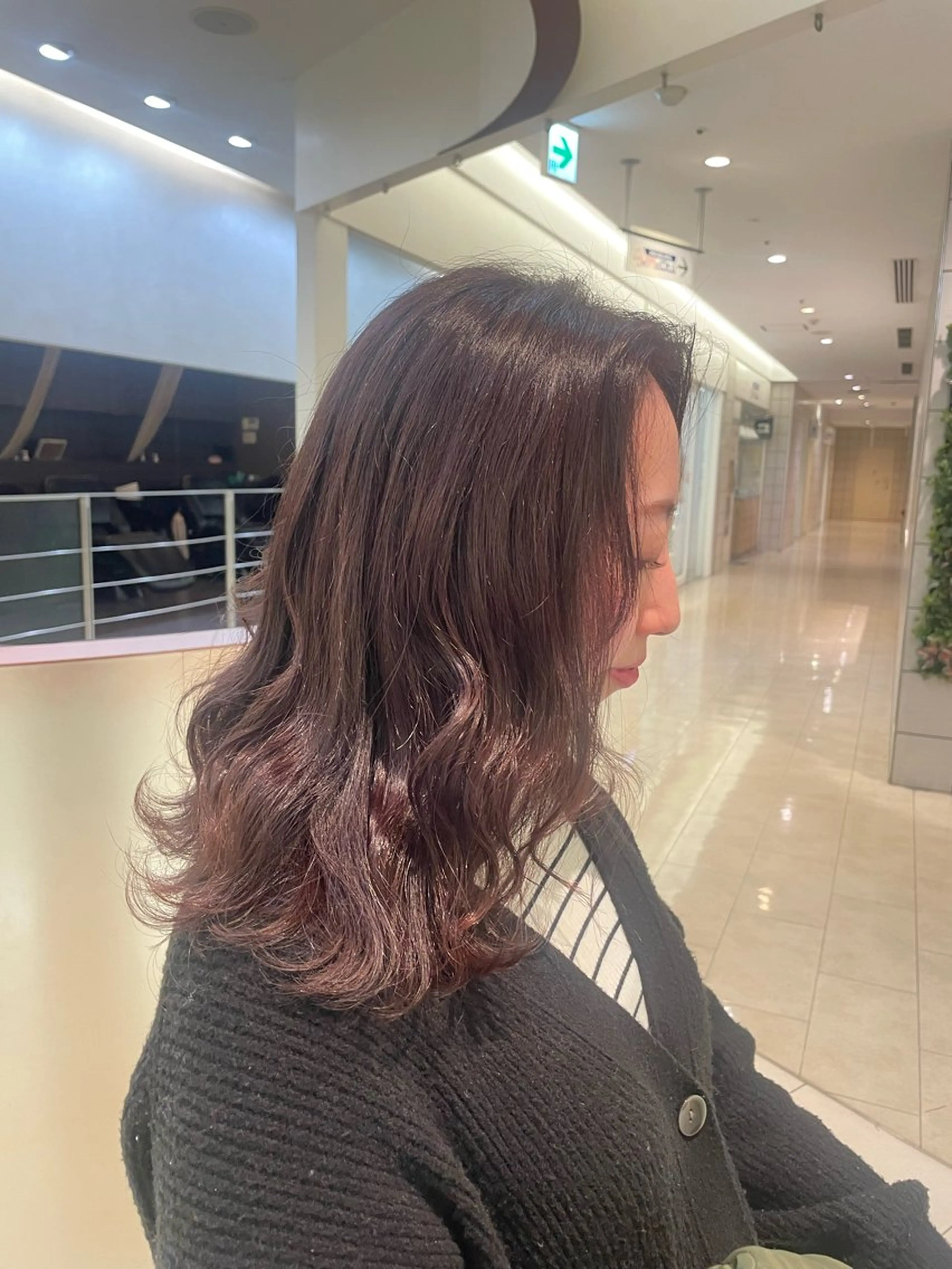 ミディアム 悠良/平塚 似合わせ/カラーのヘアスタイル