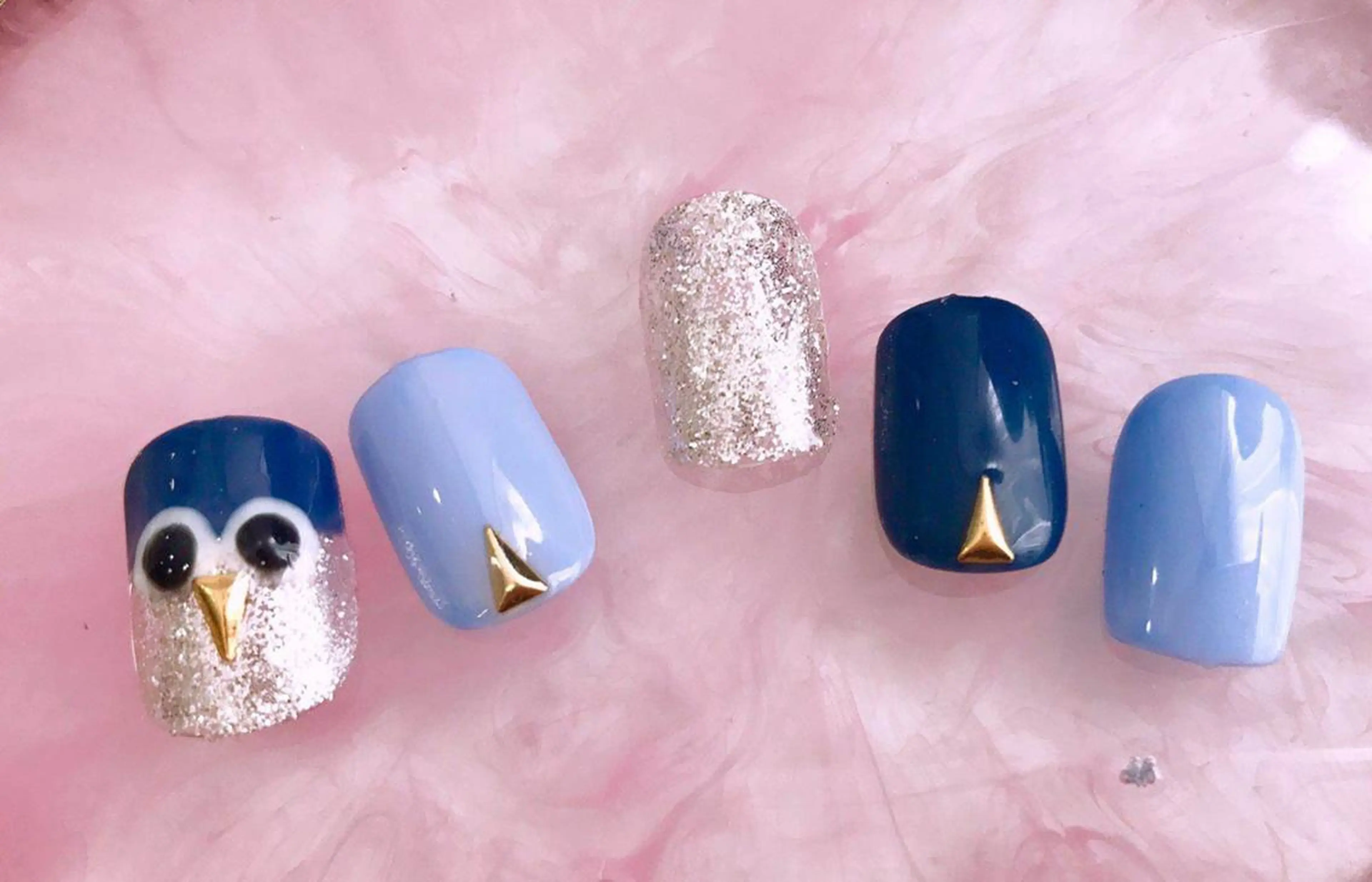 ネイル マツエク・マツパ AB マツエクネイルサロンのネイルデザイン