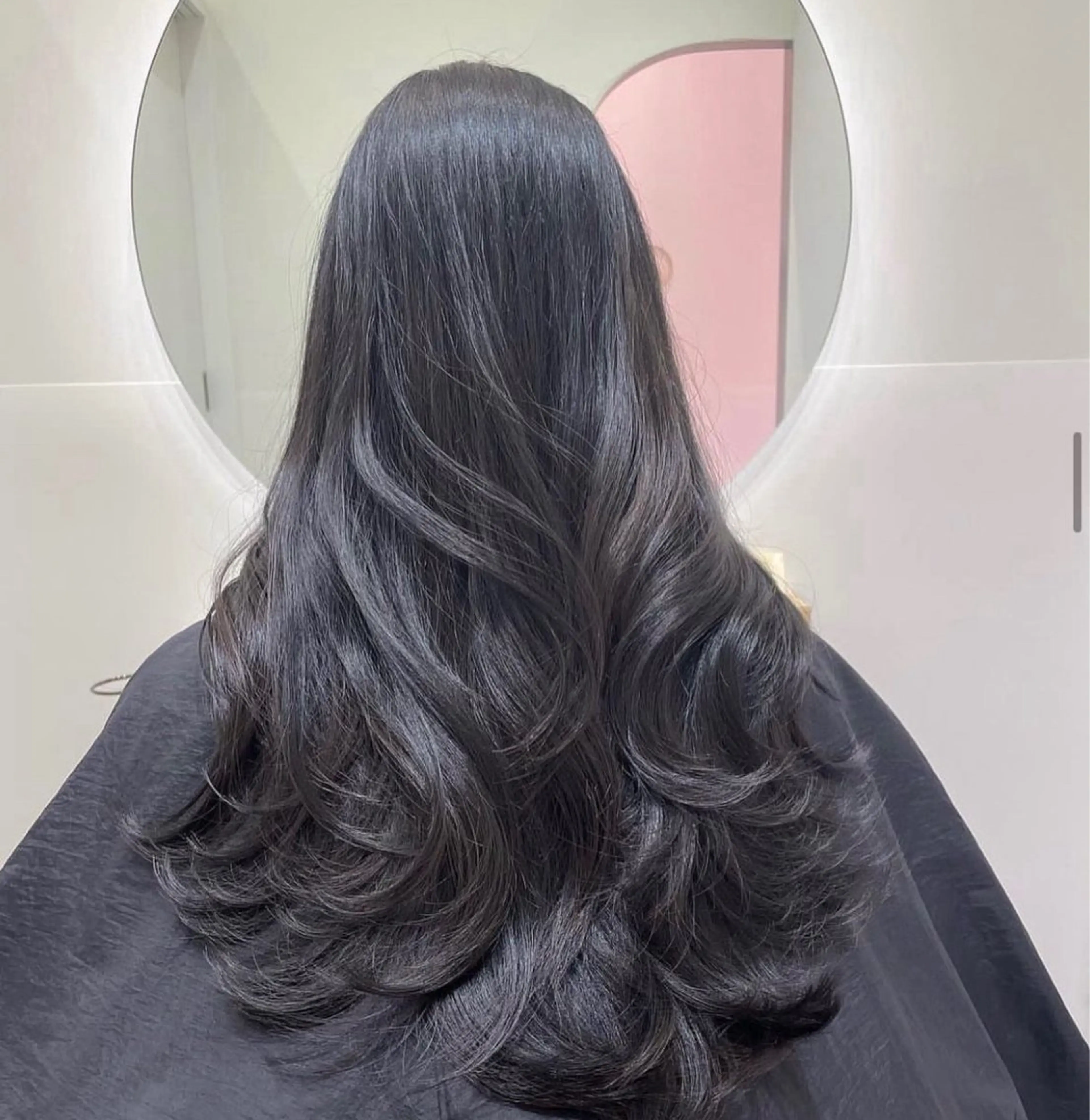 ロング ハッシュカット 韓国風ヘア レイヤーカット カット ヘアカラー トリートメント ❤︎︎韓国ヘア❤︎︎ 𝑺𝒉𝒊𝒉𝒐のヘアスタイル