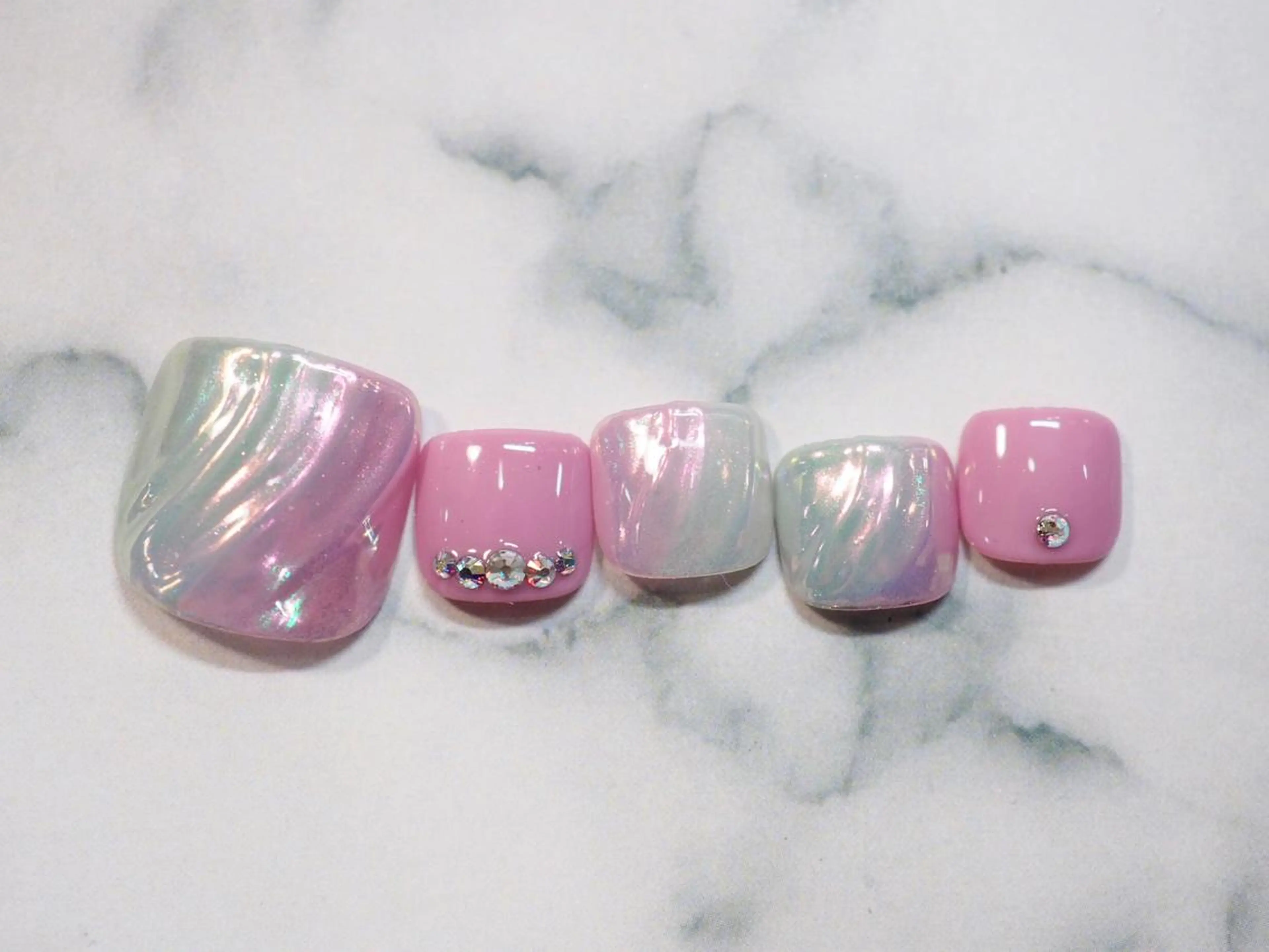 ネイル トップネイリスト Ribbon立川店のネイルデザイン