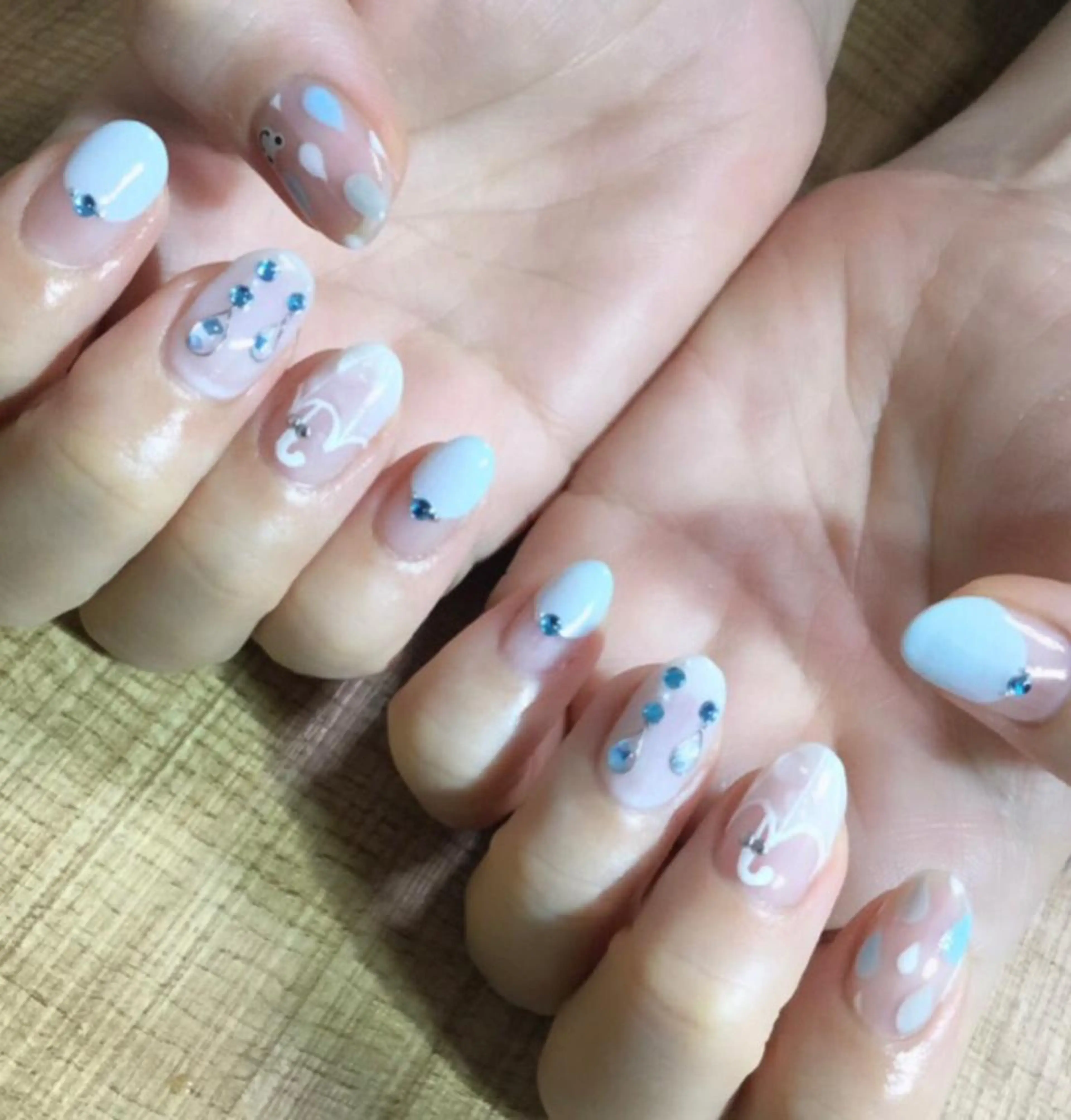 ショート ネイル ツメトマツゲ .のネイルデザイン