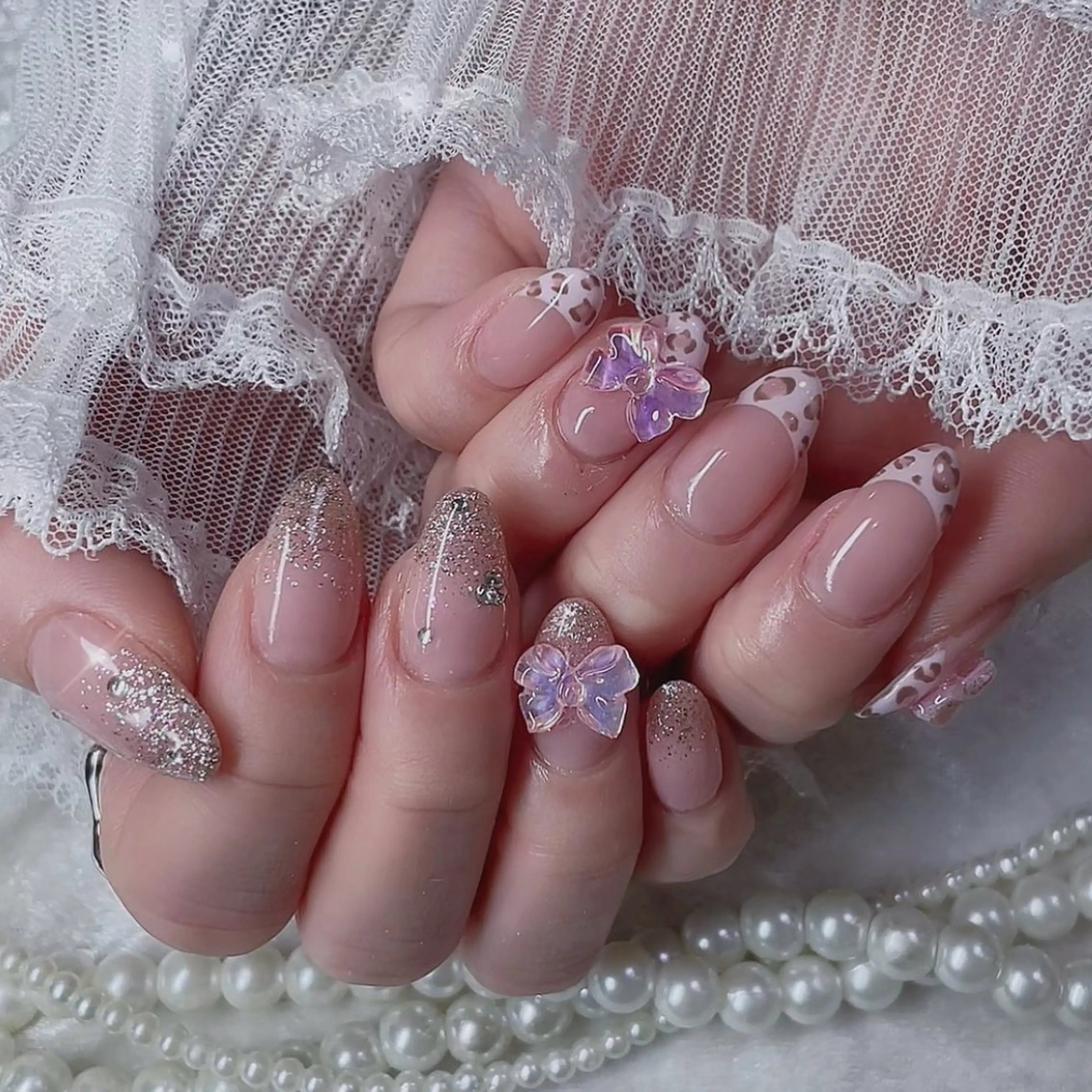 ネイル ハンドネイル MINAMI໒꒱ Y2K、韓国ガーリーのネイルデザイン