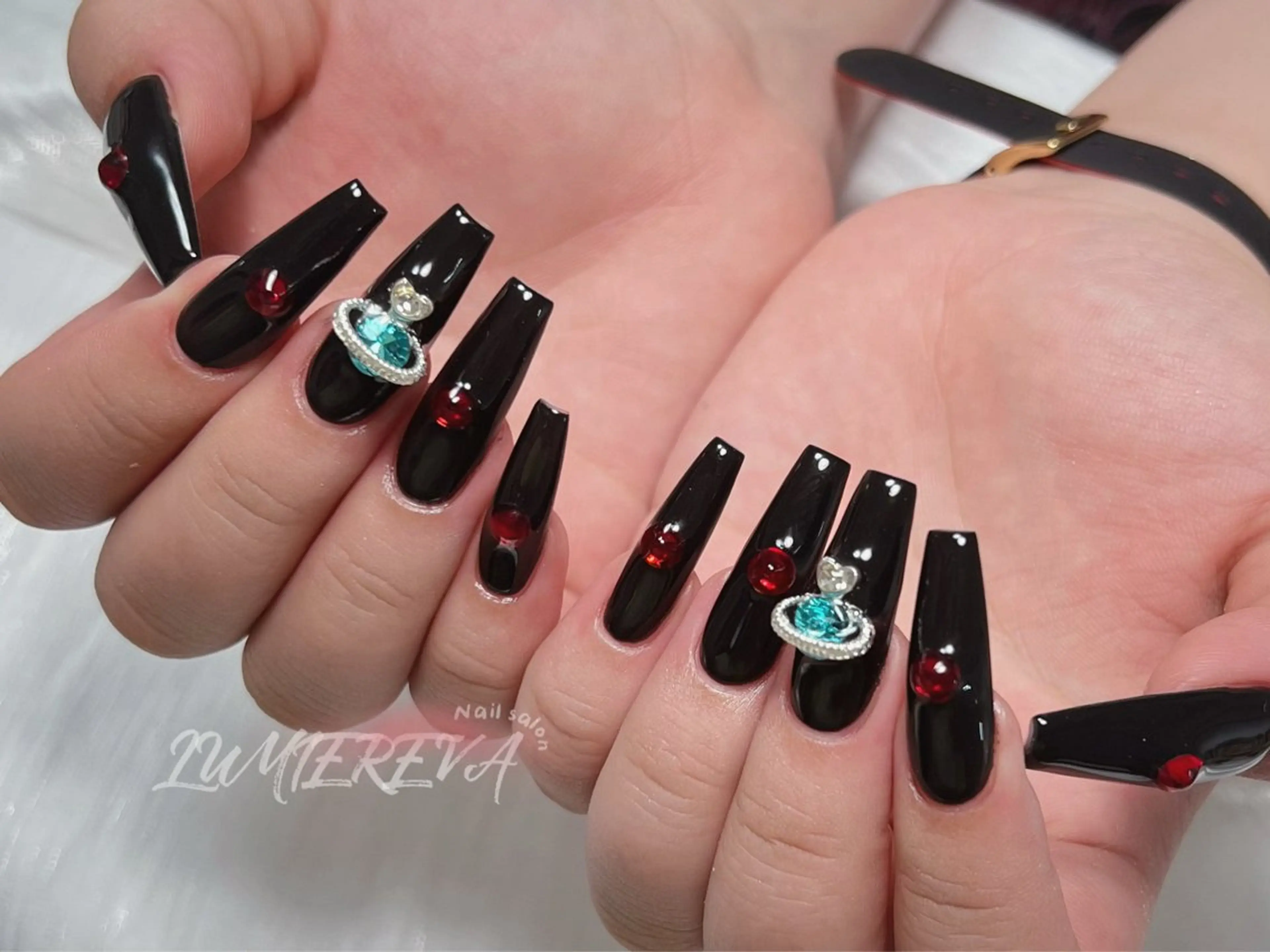 ネイル オーロラネイル 長さ出し ジェルネイル 氷ネイル・うるうるネイル 韓国ネイル ハンドネイル Lumiereva nail salonのネイルデザイン