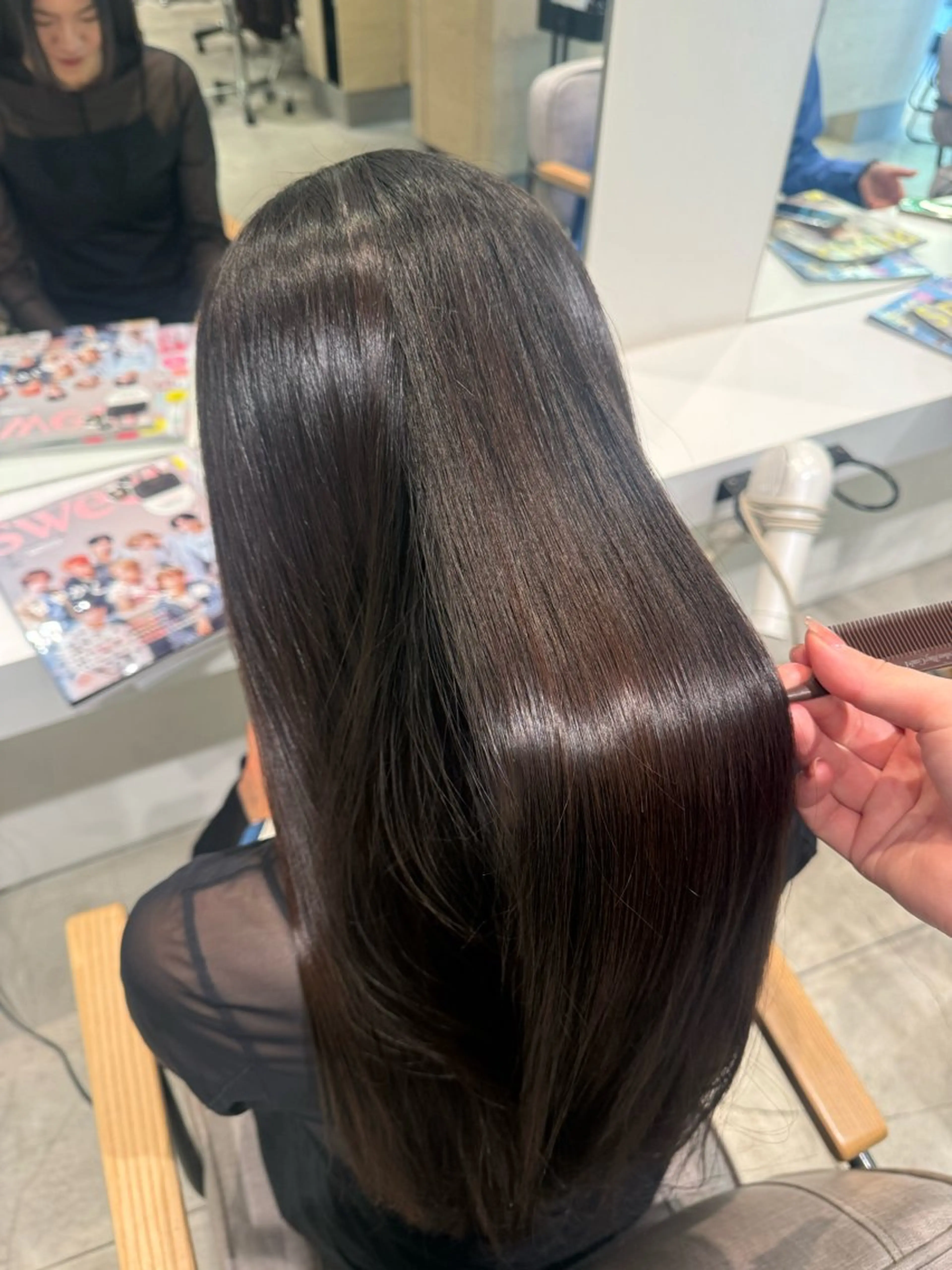 ロング トリートメント 伊東 希彩のヘアスタイル