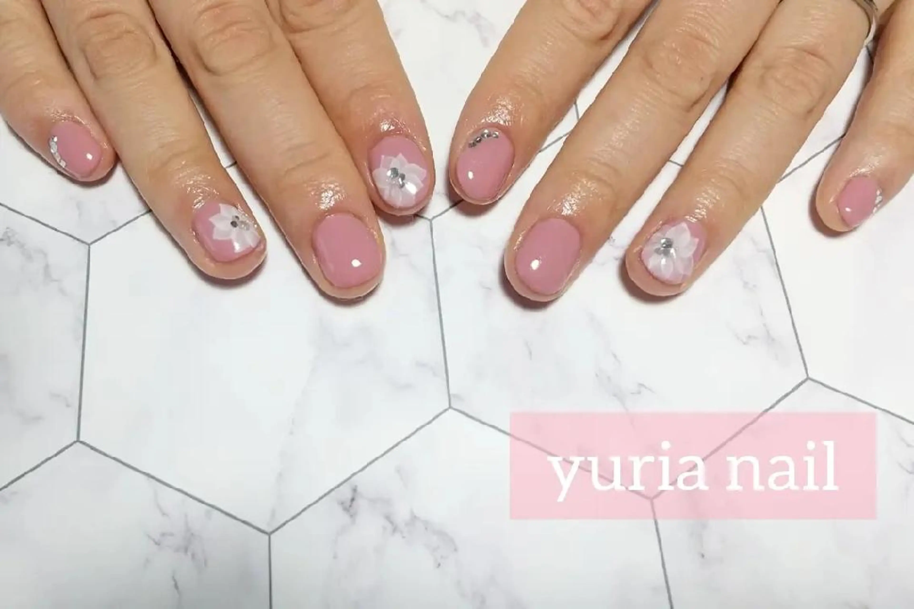 ネイル ピンク 小林 ゆりあのネイルデザイン