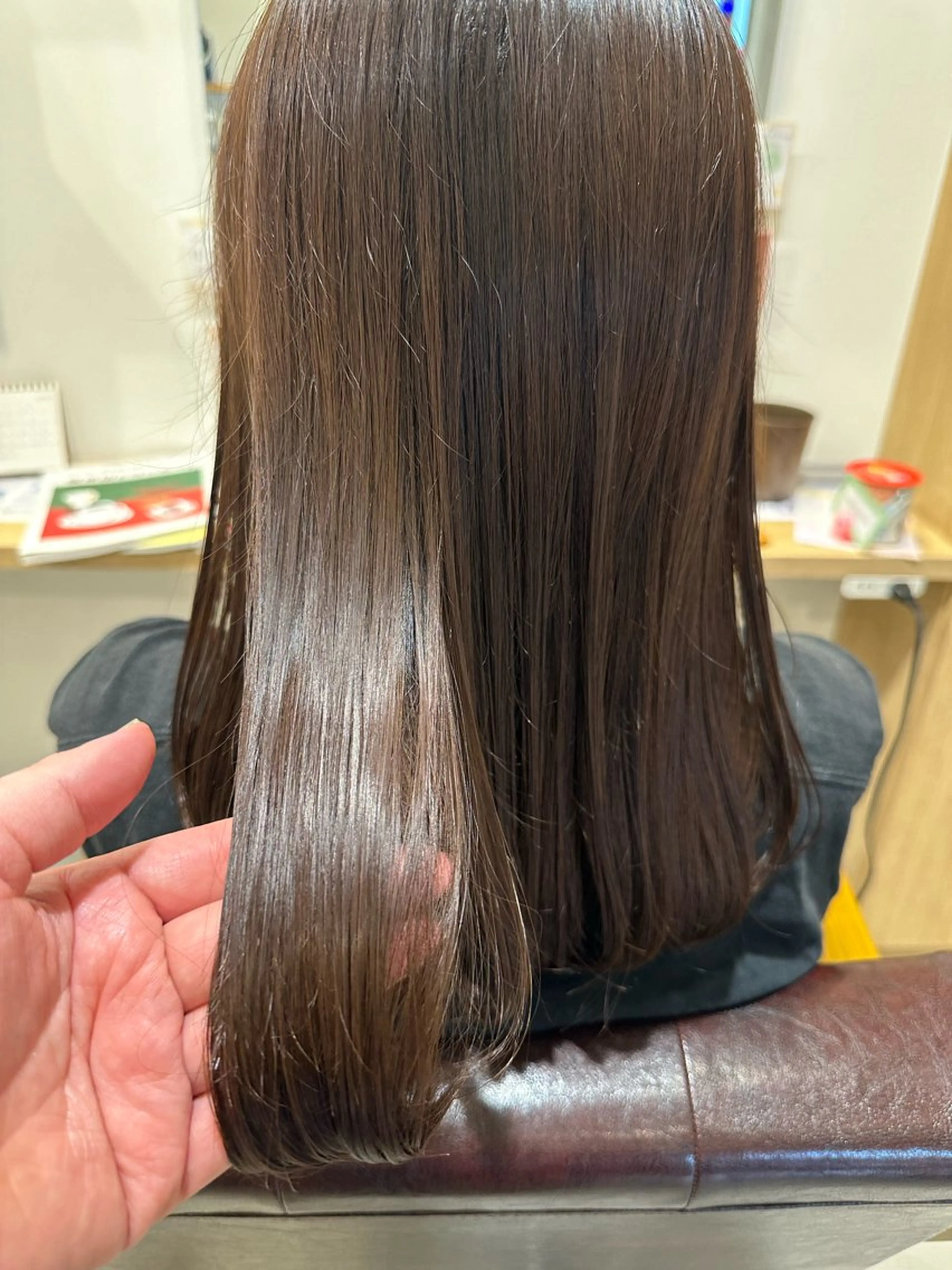 ミディアム ラベンダーベージュ hair&eyelash Truth所属・Truth上谷綾子/ 名古屋市北区/黒川駅のヘアスタイル