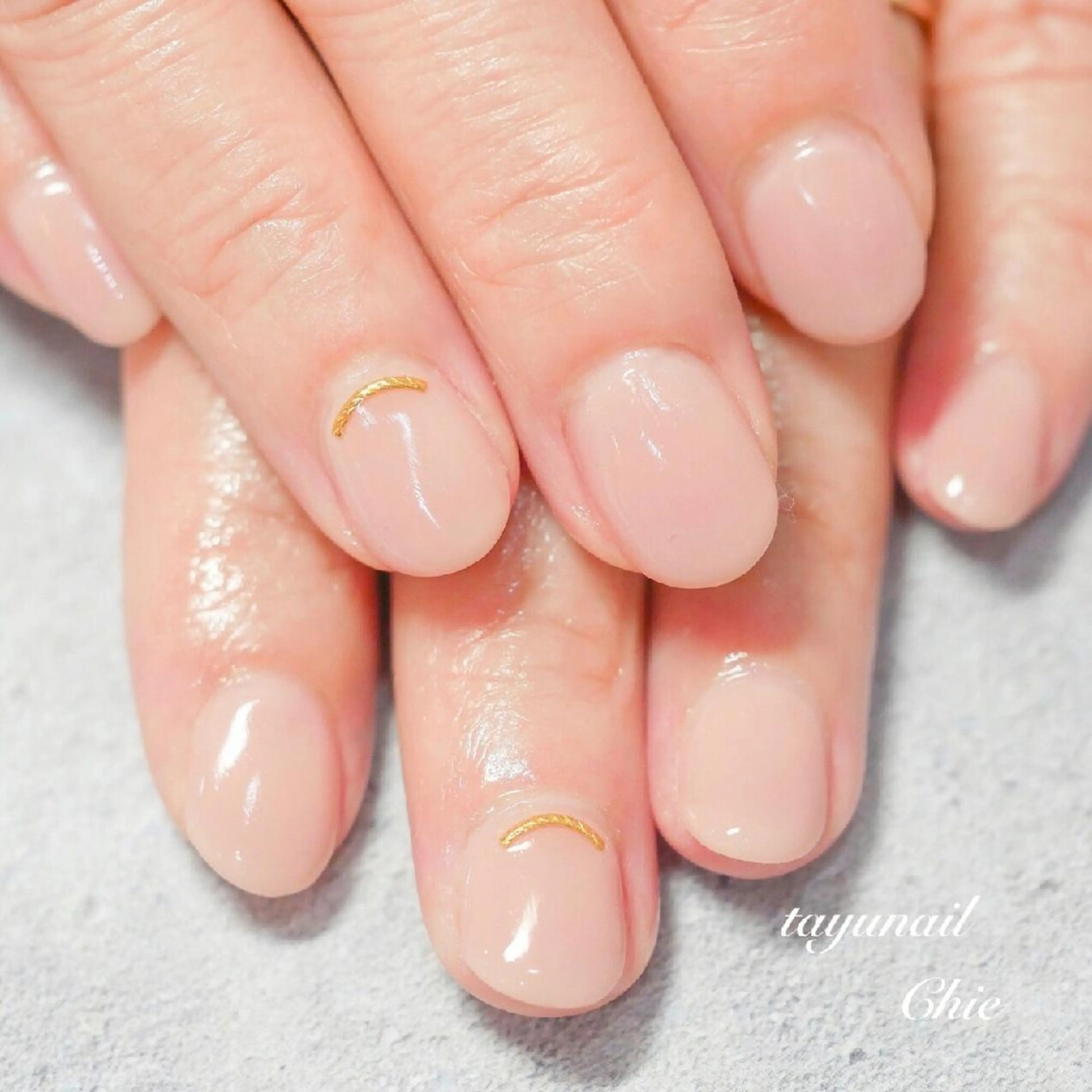 ネイル ブルー ジェルネイル ゴールド ワンカラーネイル パラジェル ネイルサロン 【たゆnail】のネイルデザイン