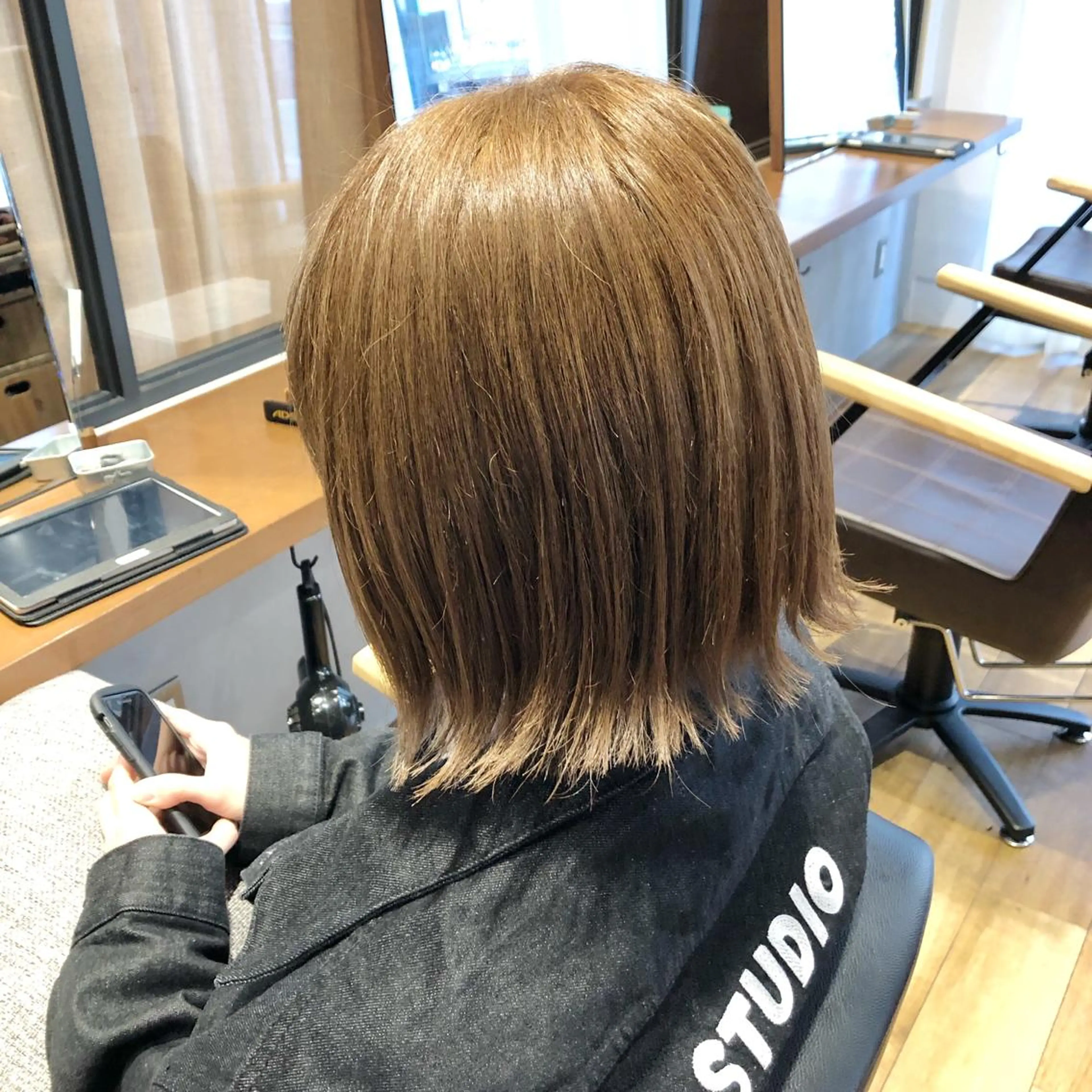 ミディアム カラー ブリーチ ◇おの あすか◇のヘアスタイル