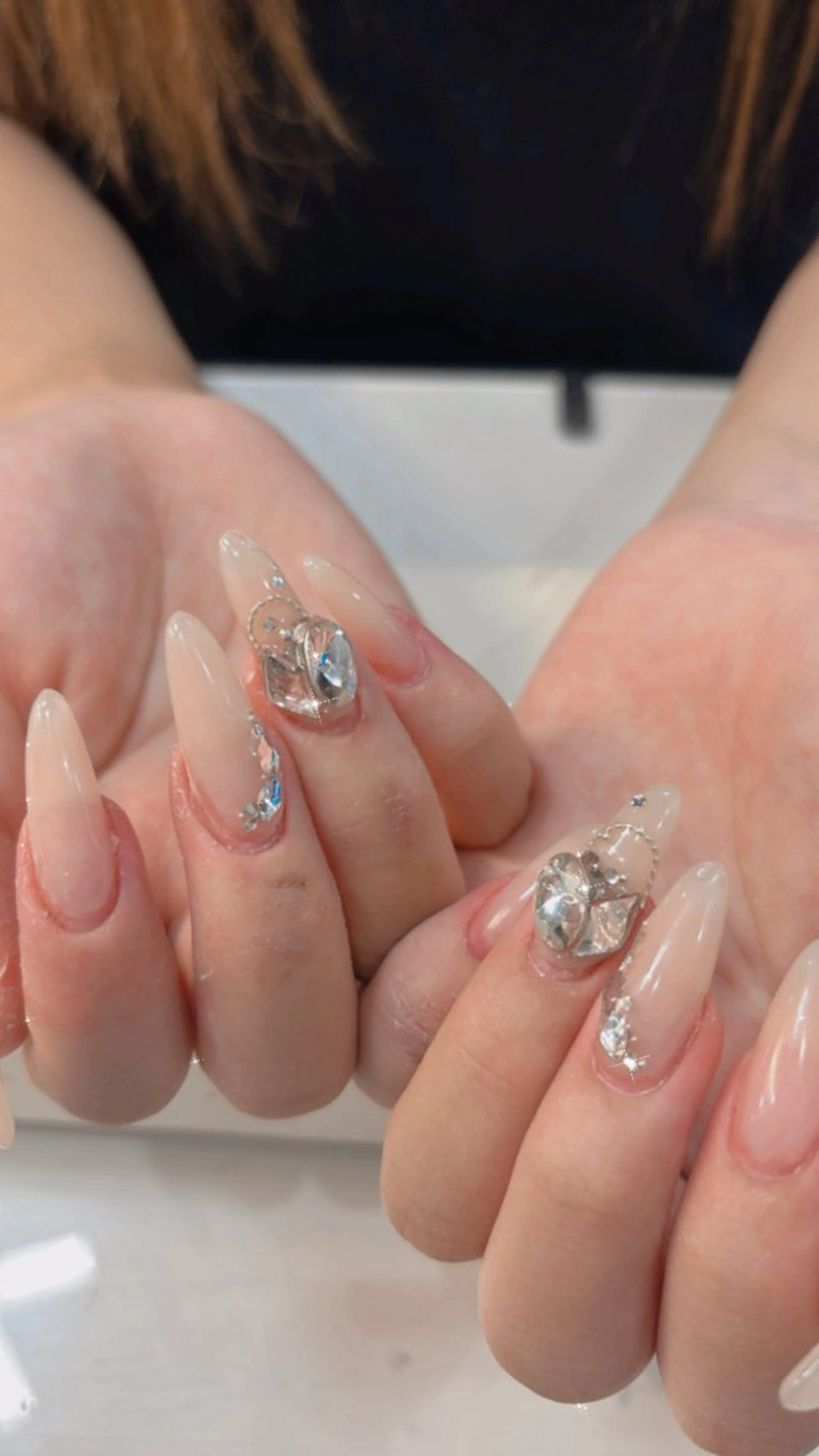 ネイル ゴージャス シンプルネイル ワンホンネイル ハンドネイル 鶴橋wooone nail.rieのネイルデザイン