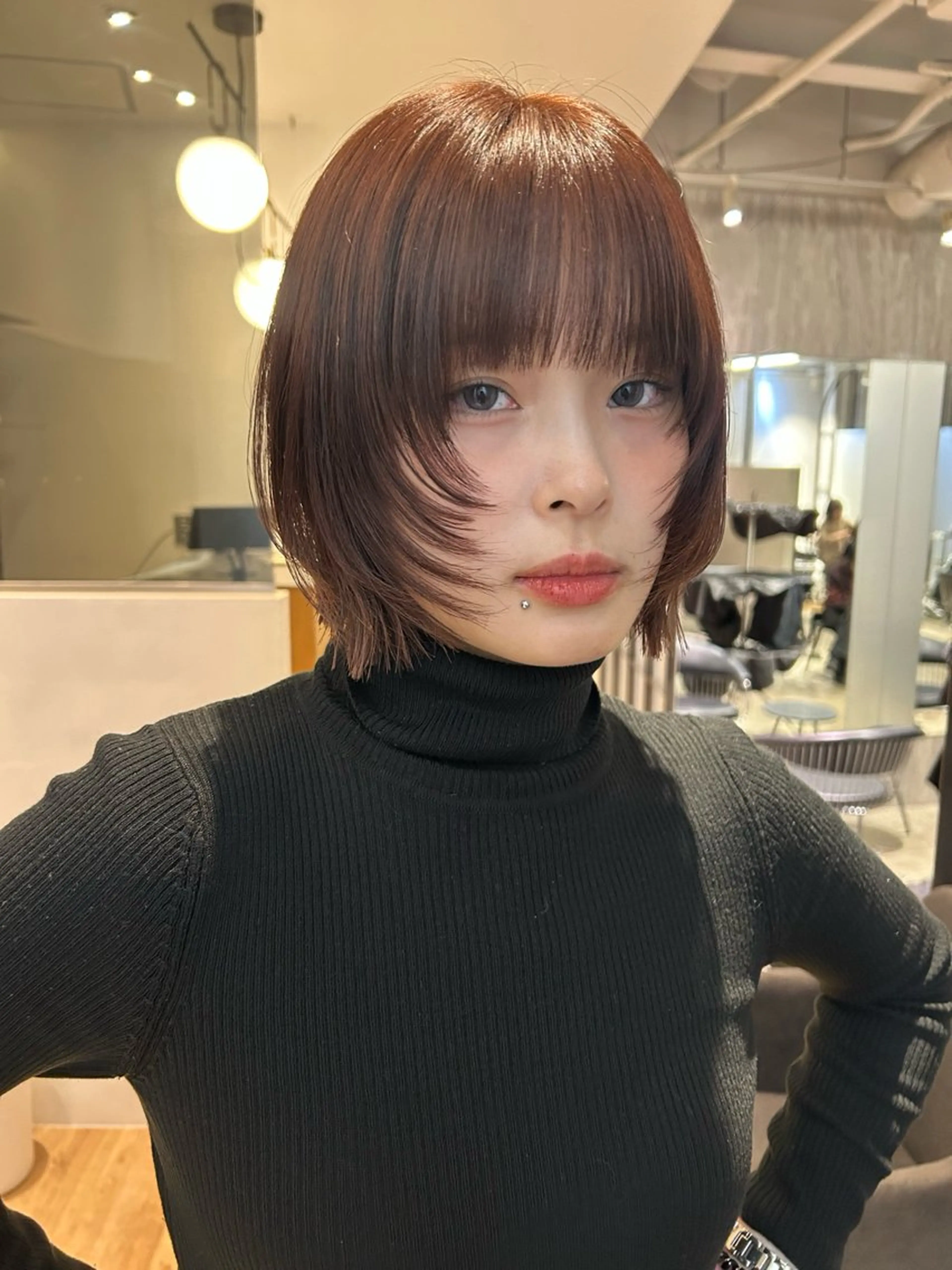 ショート ボブ 顔まわりレイヤー レイヤーカット 森山 葵のヘアスタイル