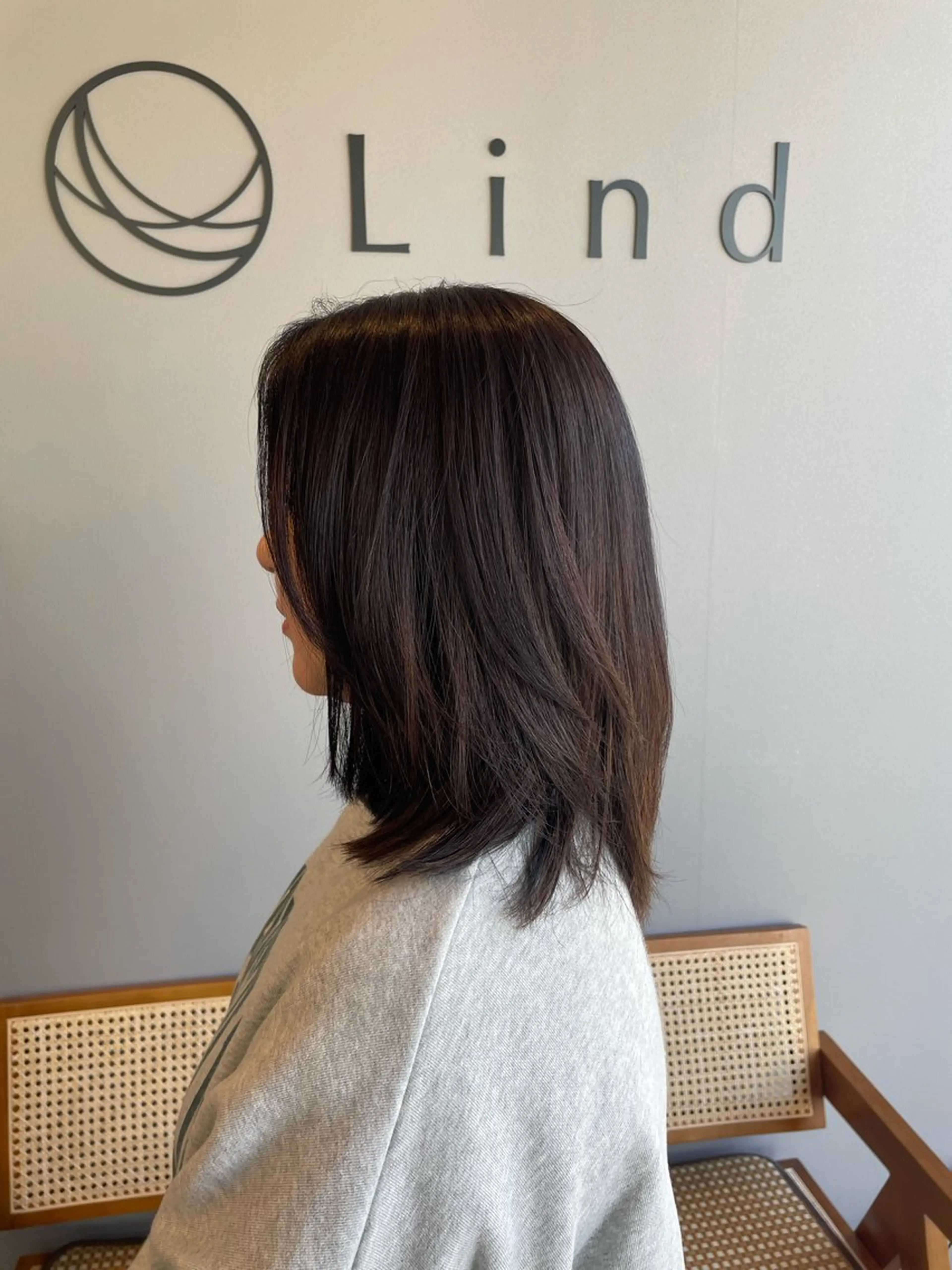 ミディアム カラー 森田 亜海のヘアスタイル