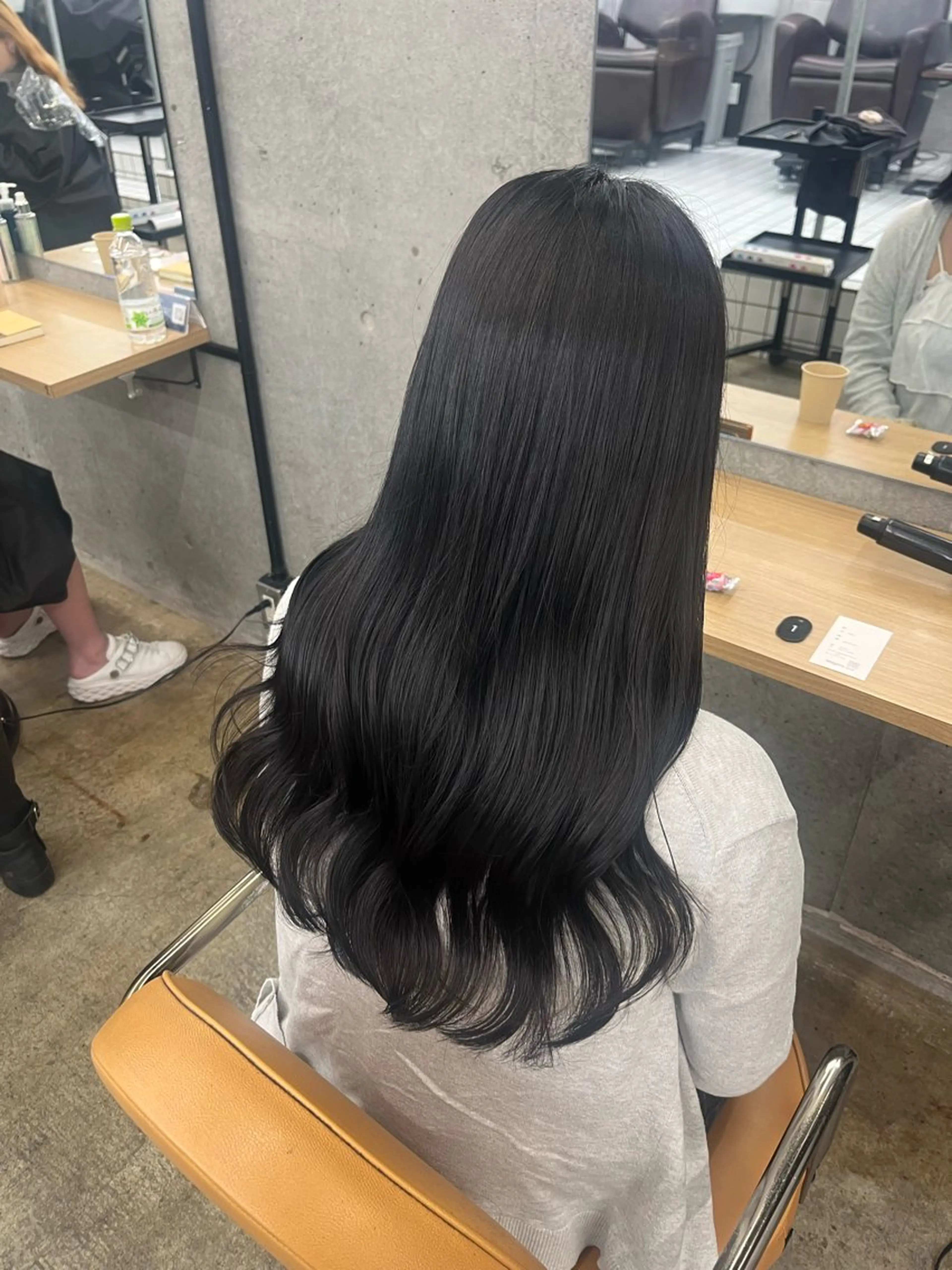 カラー ヘアカラー トリートメント ブリーチカラー×艶 🍨mihoのヘアスタイル