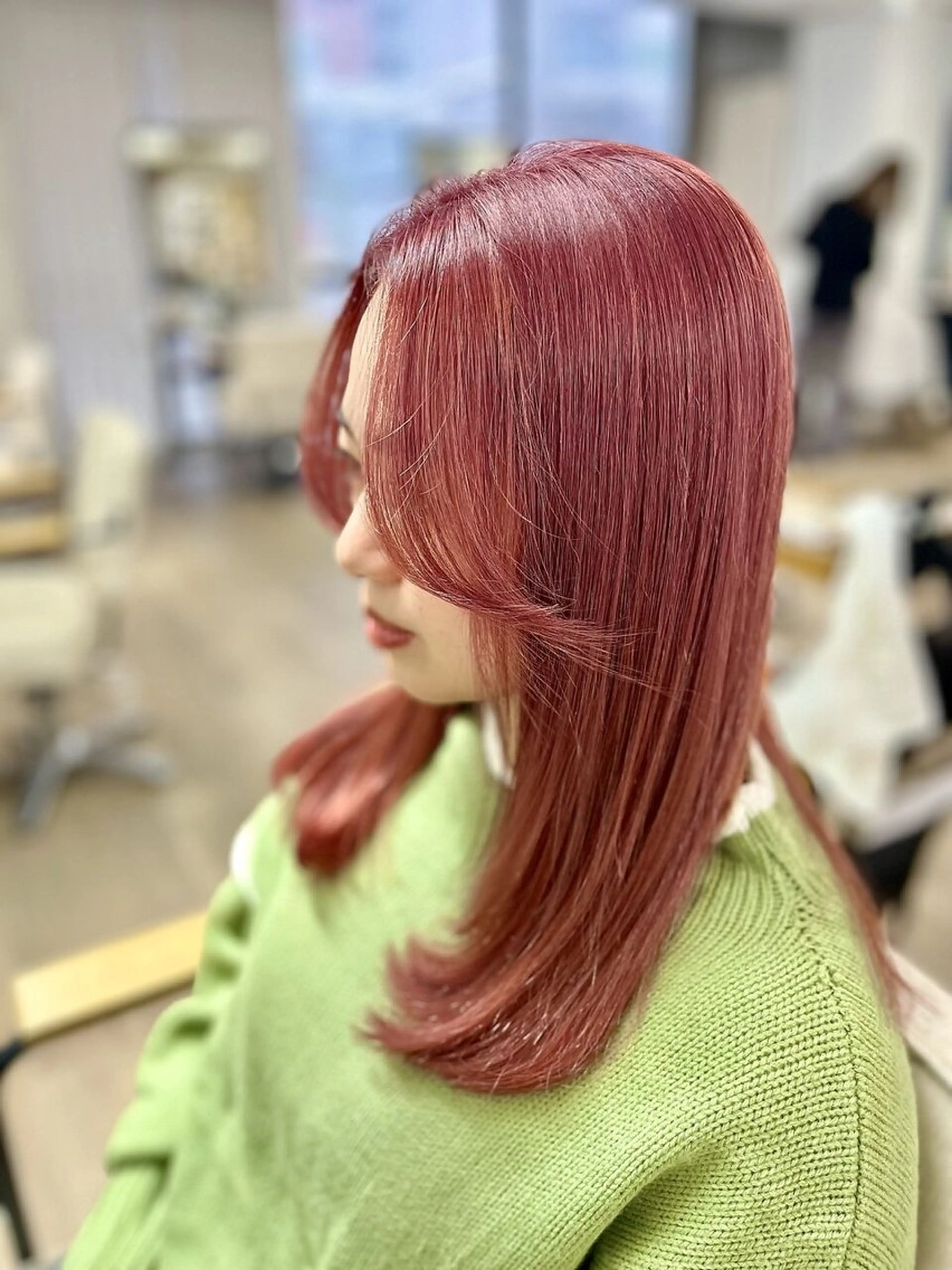 セミロング カラー ブリーチ ブリーチなしカラー レッドカラー ruen大分駅店 /佐藤萌音のヘアスタイル