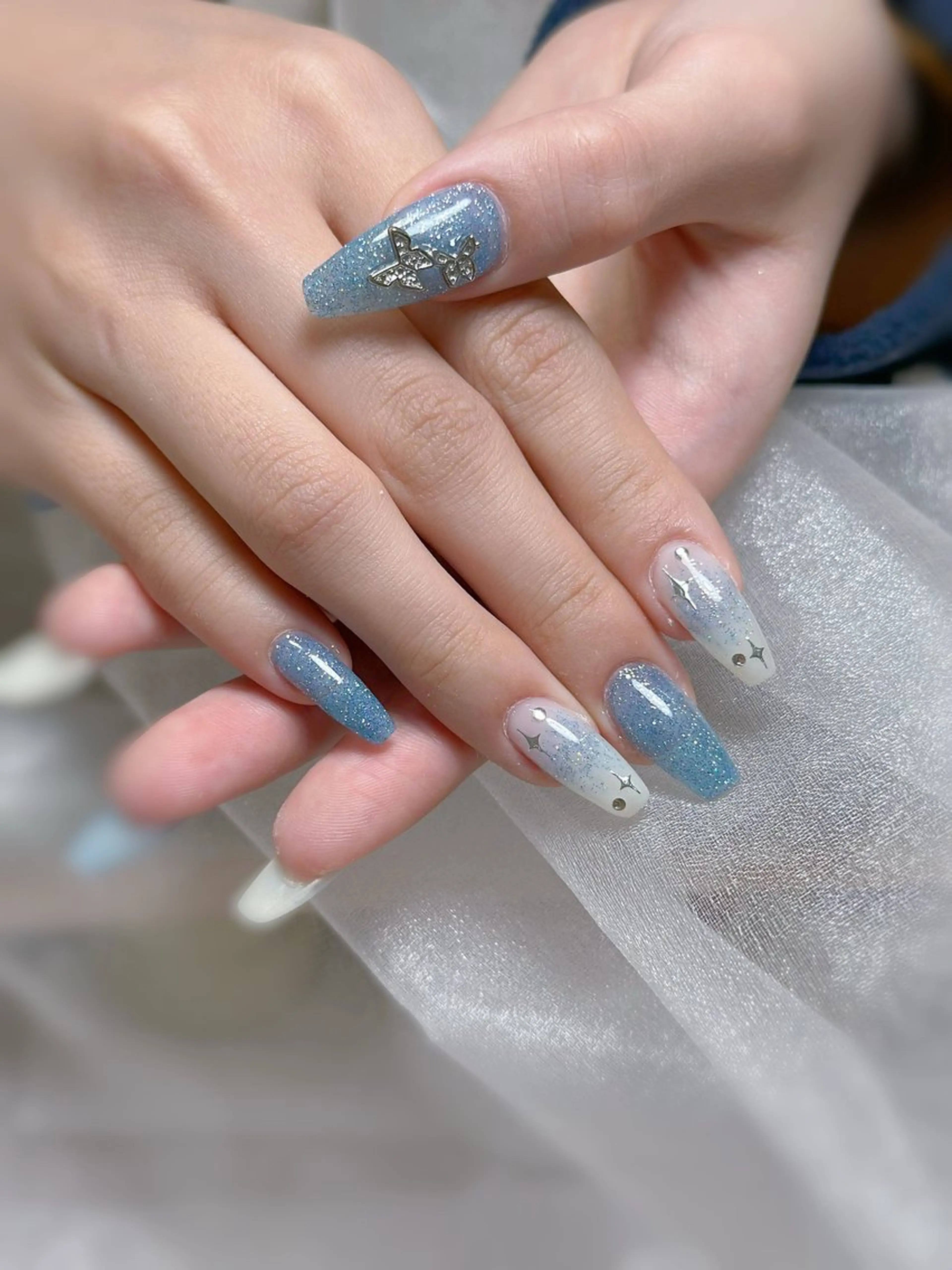 ネイル ハンドネイル Maggie nailクロのネイルデザイン